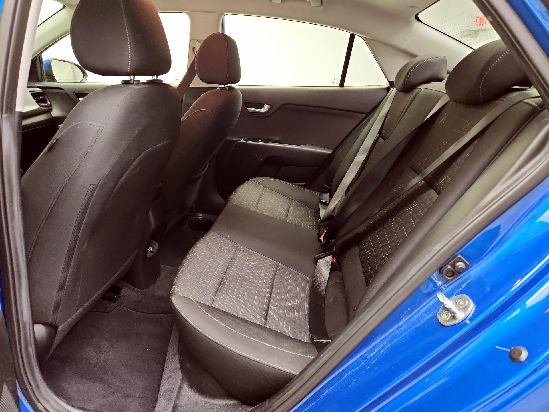 Thumbnail: 2021 Kia Rio - 19