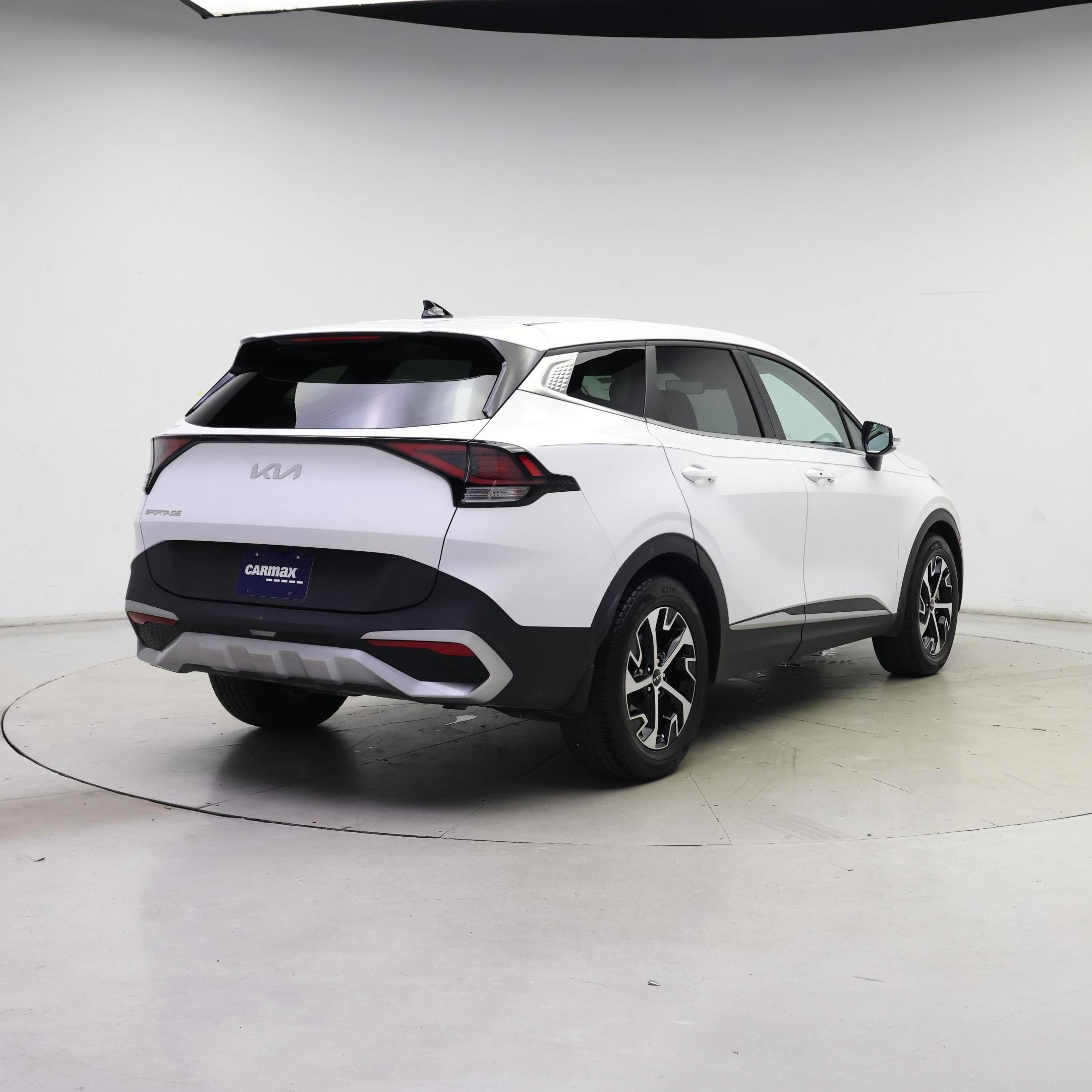 Thumbnail: 2024 Kia Sportage - 8