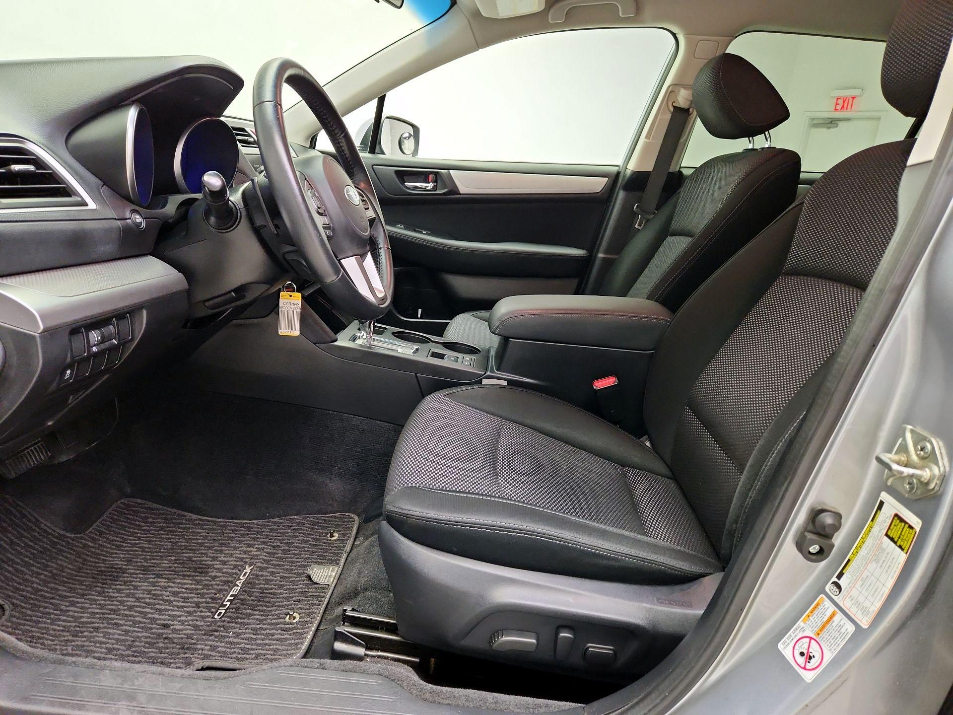 Thumbnail: 2015 Subaru Outback - 11