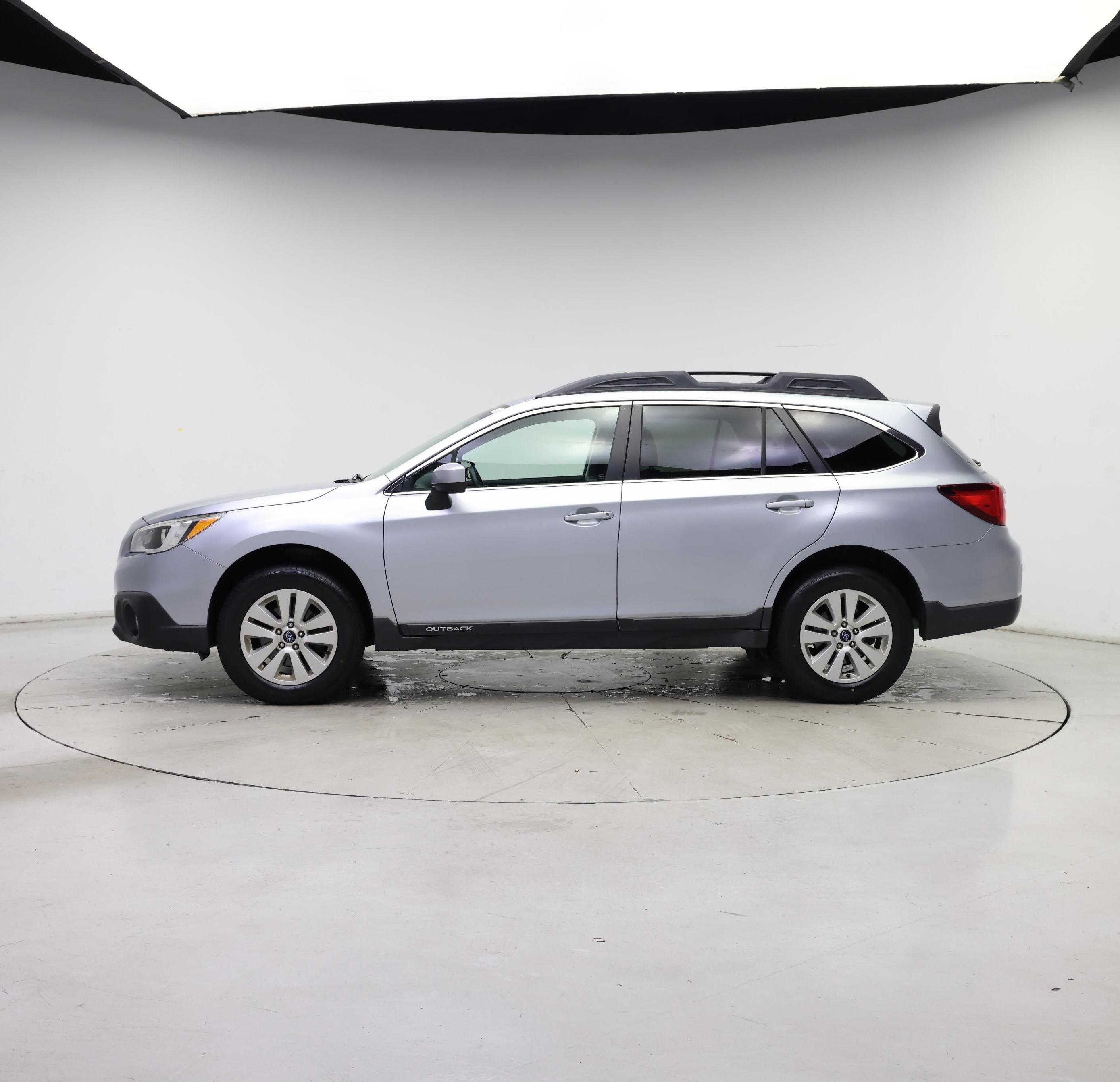 Thumbnail: 2015 Subaru Outback - 3