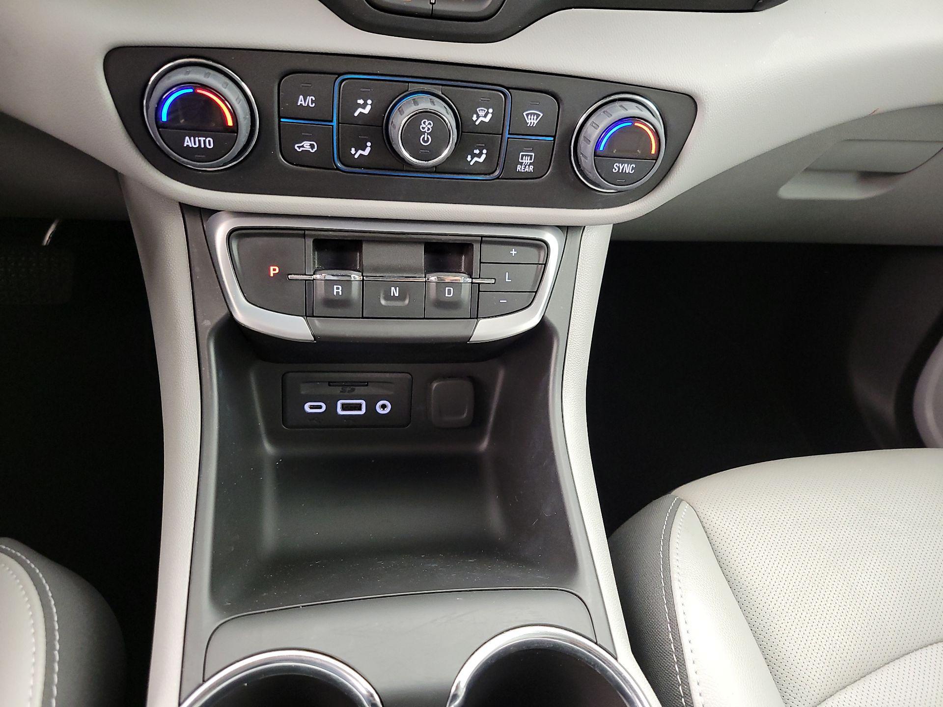 Thumbnail: 2022 GMC Terrain - 18
