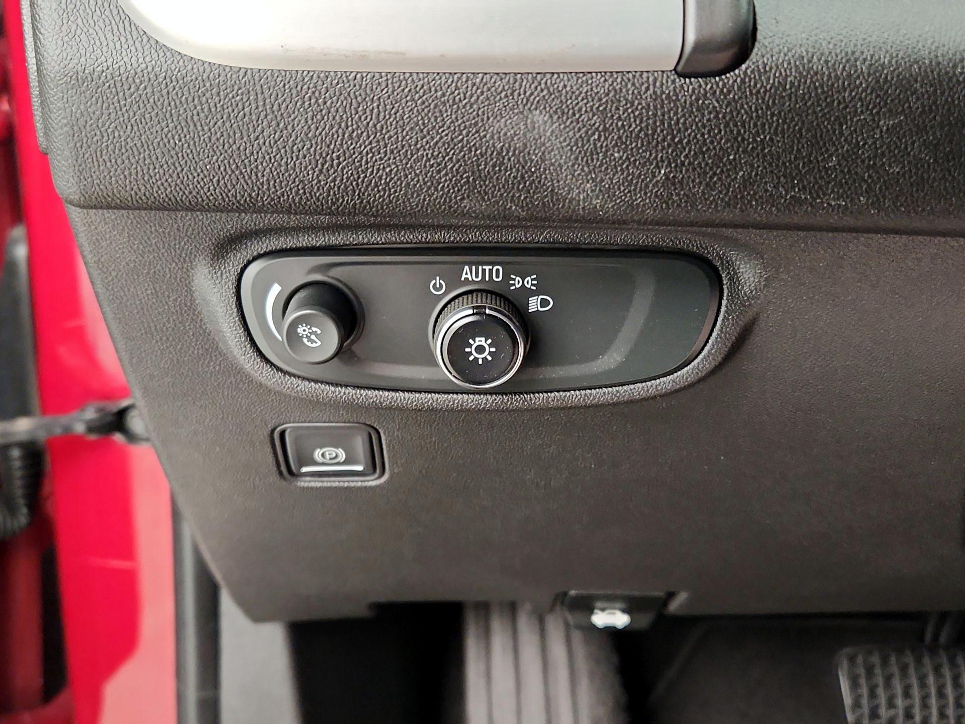 Thumbnail: 2020 GMC Terrain - 13