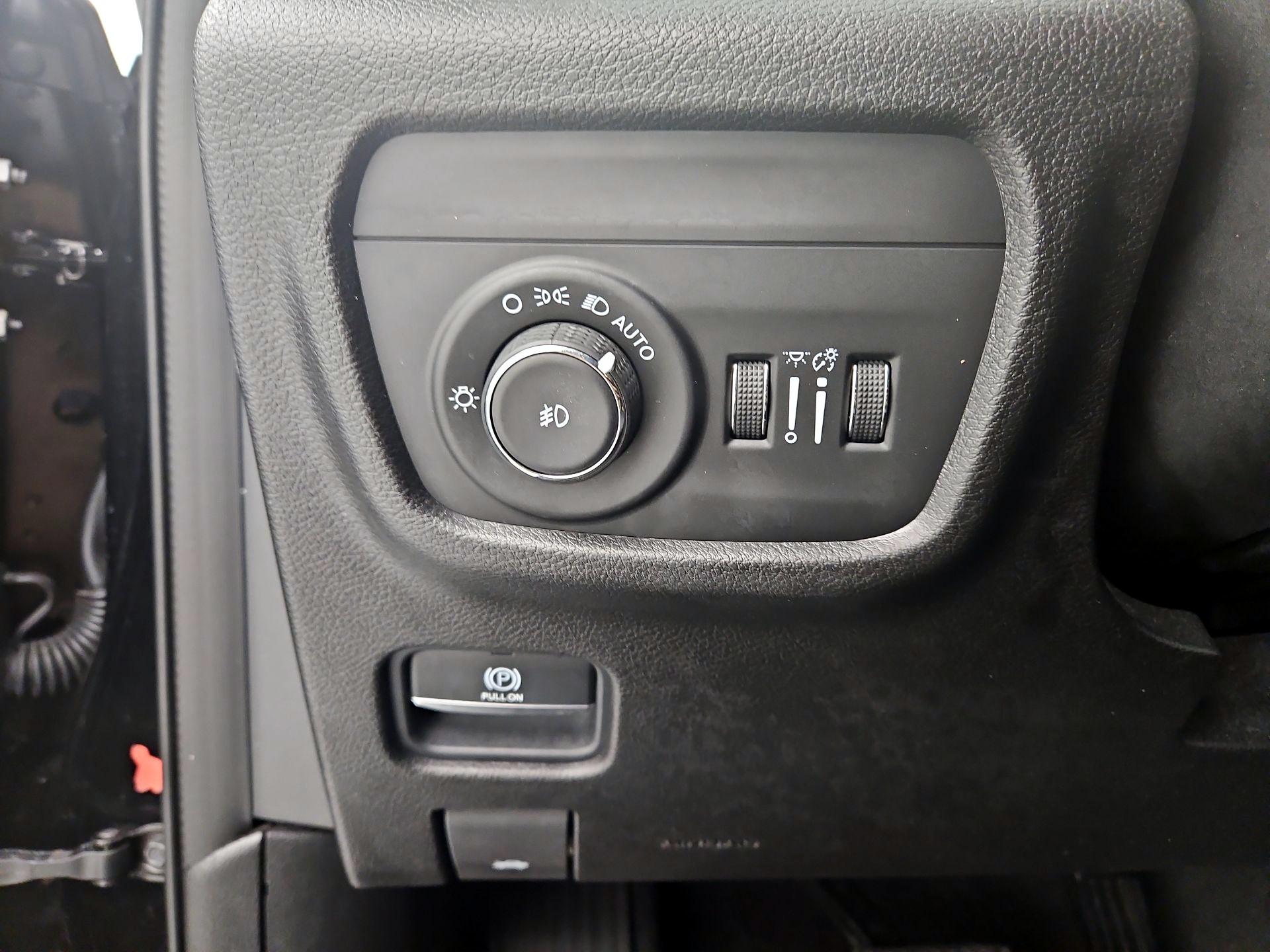 Thumbnail: 2021 Jeep Grand Cherokee L - 13
