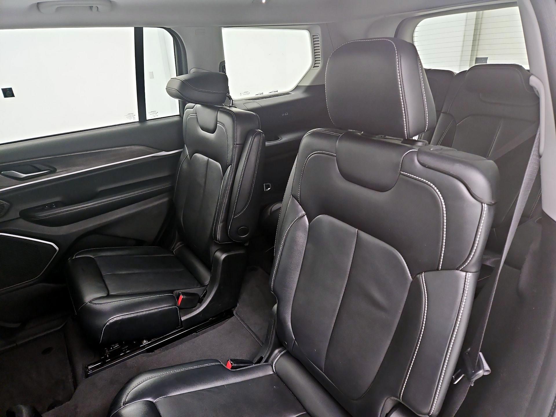Thumbnail: 2021 Jeep Grand Cherokee L - 20