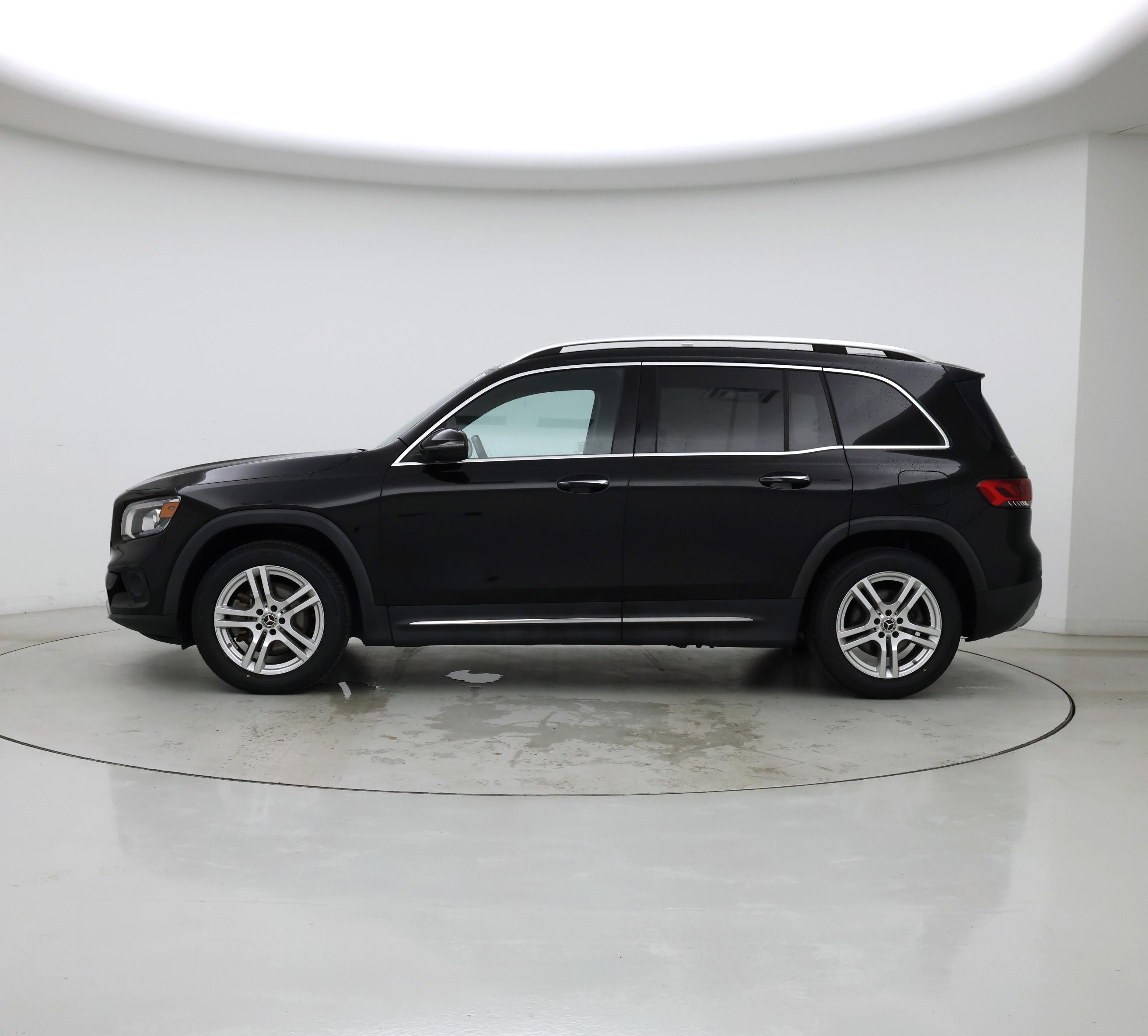 Thumbnail: 2020 Mercedes-Benz GLB - 3
