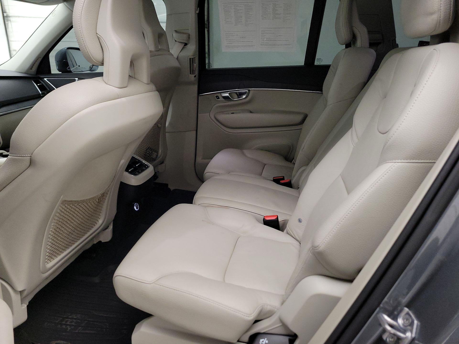Thumbnail: 2020 Volvo XC90 - 18