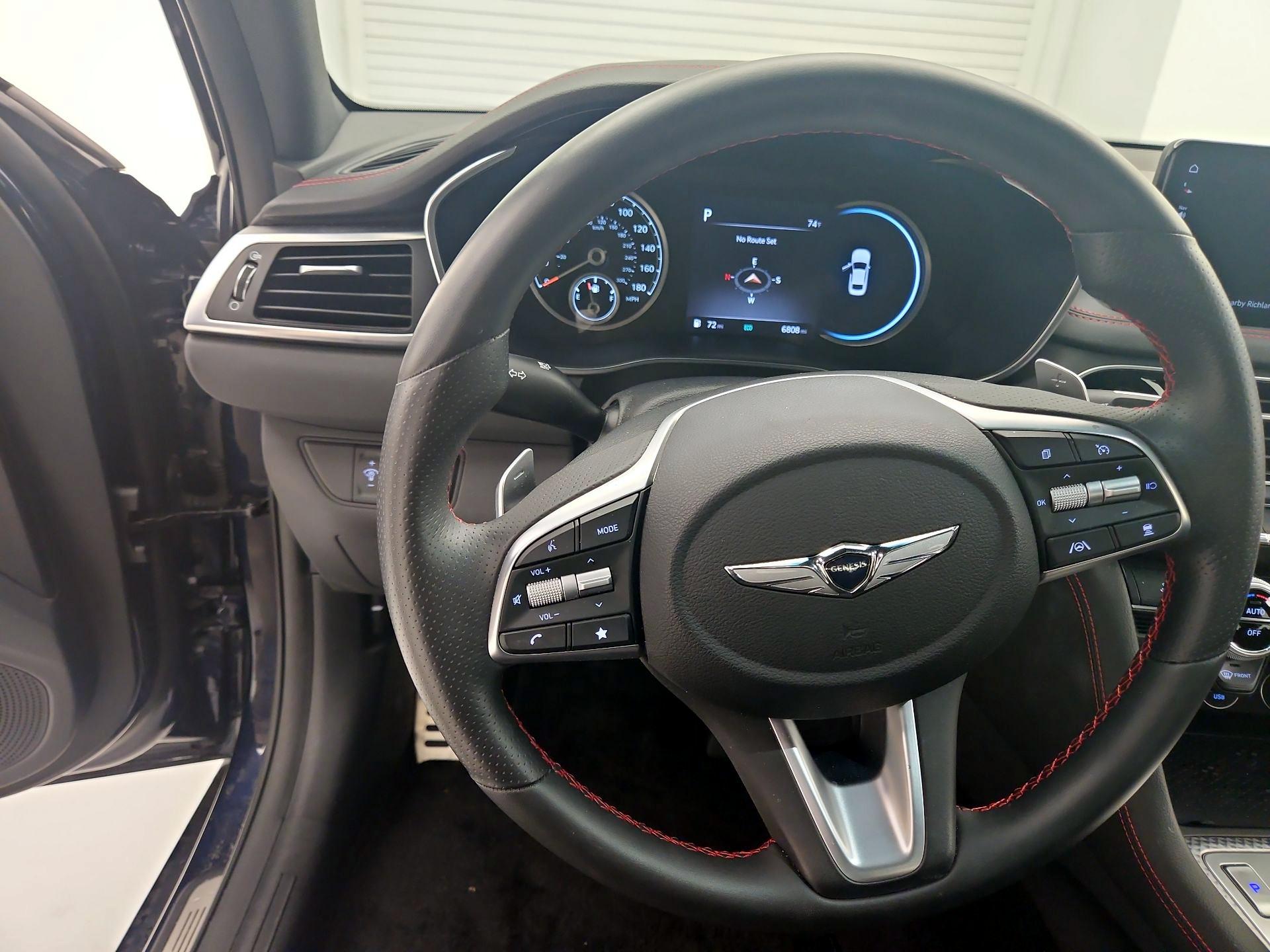 Thumbnail: 2023 Genesis G70 - 10