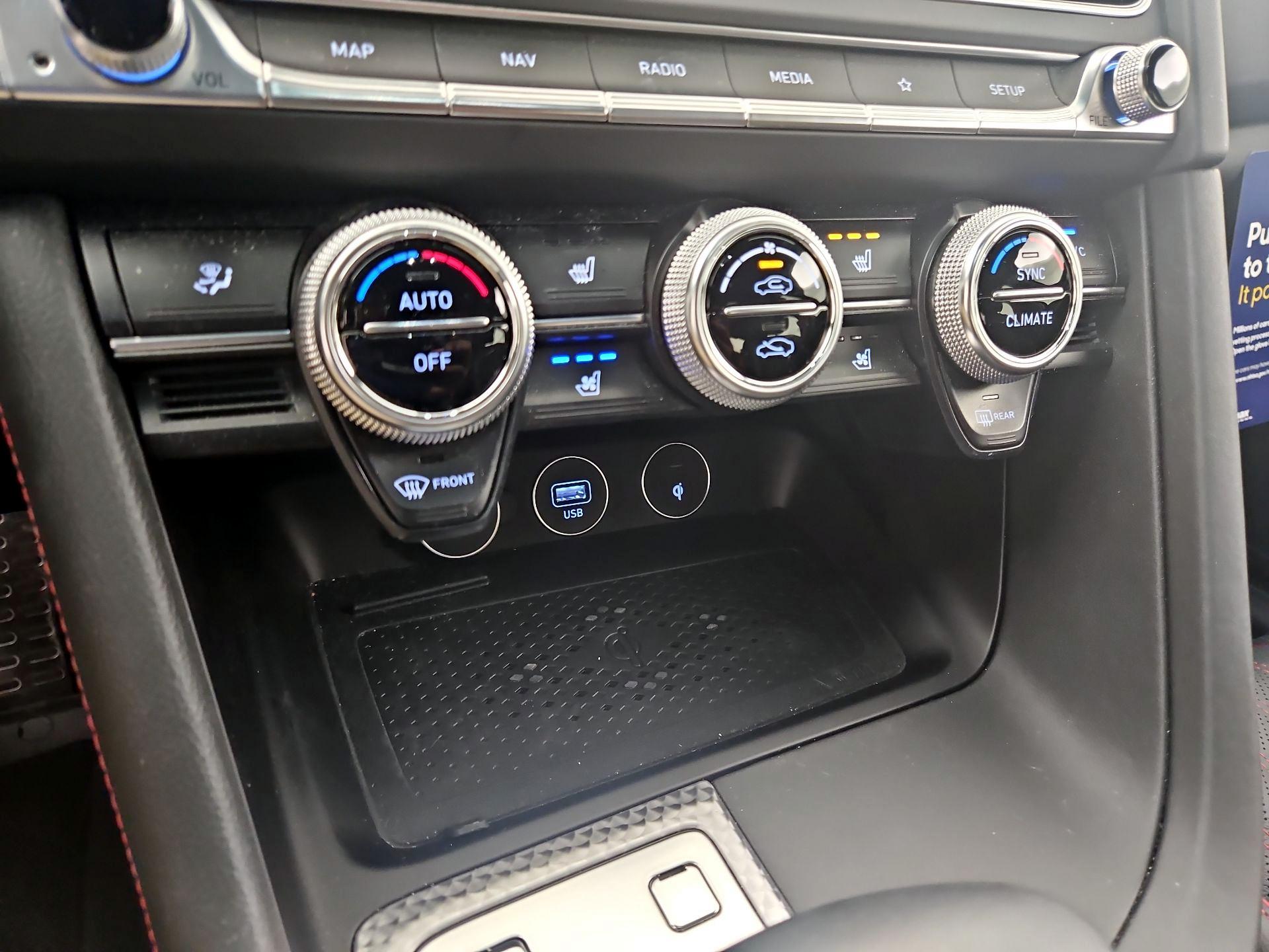 Thumbnail: 2023 Genesis G70 - 16