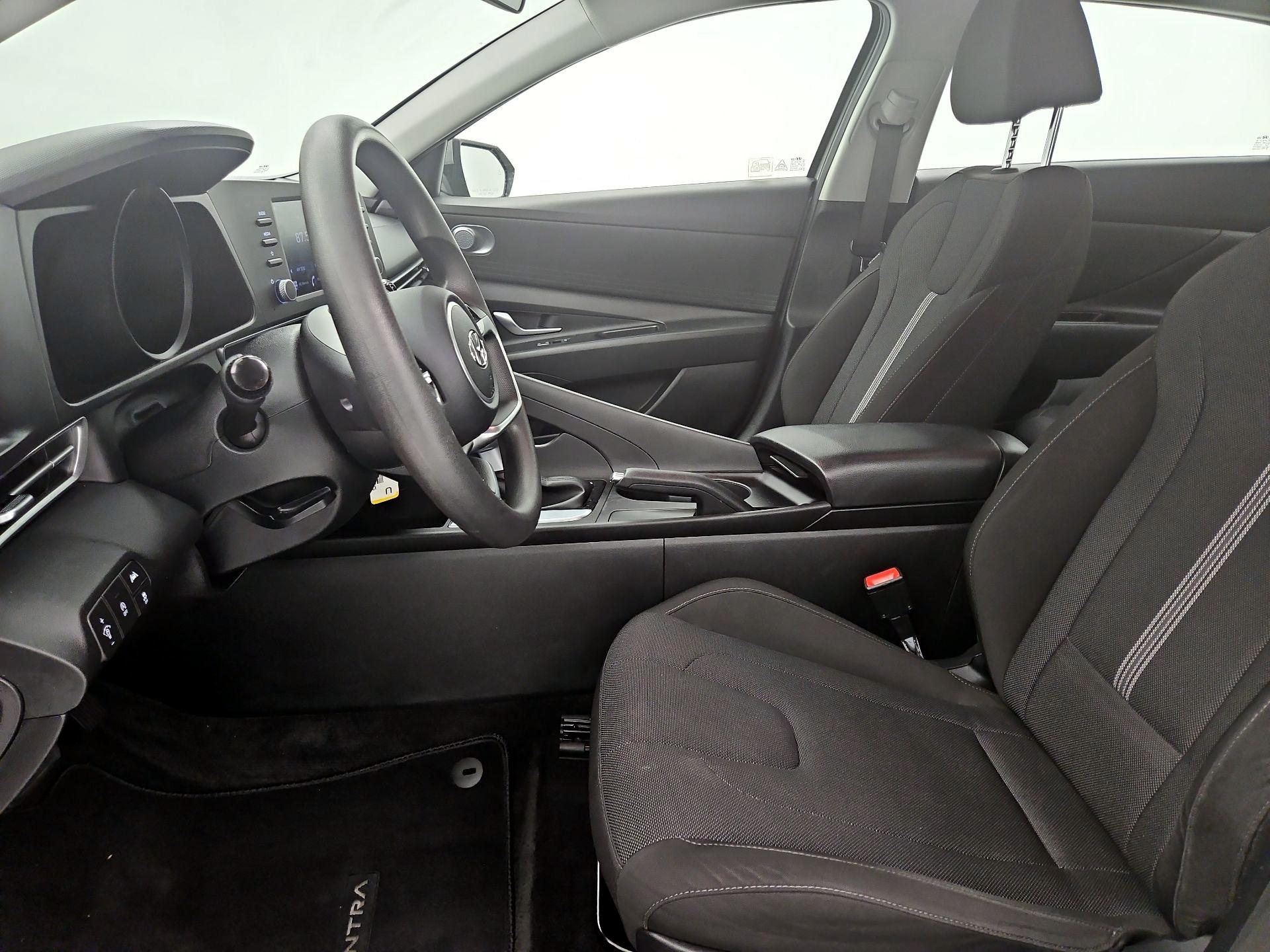 Thumbnail: 2021 Hyundai Elantra - 11
