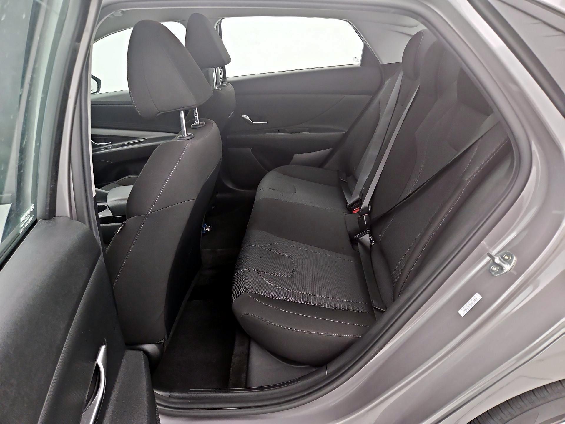 Thumbnail: 2021 Hyundai Elantra - 20
