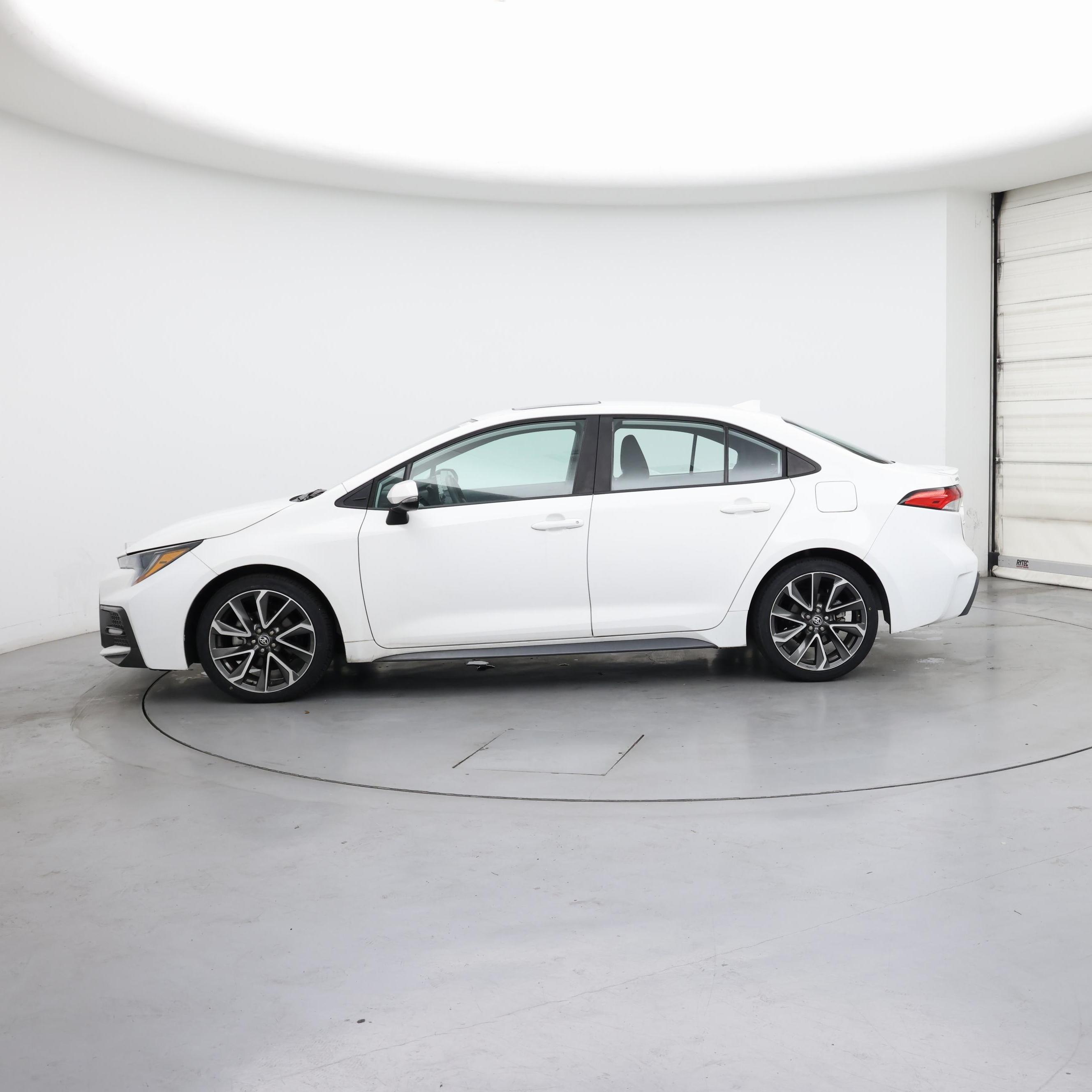 Thumbnail: 2022 Toyota Corolla - 3