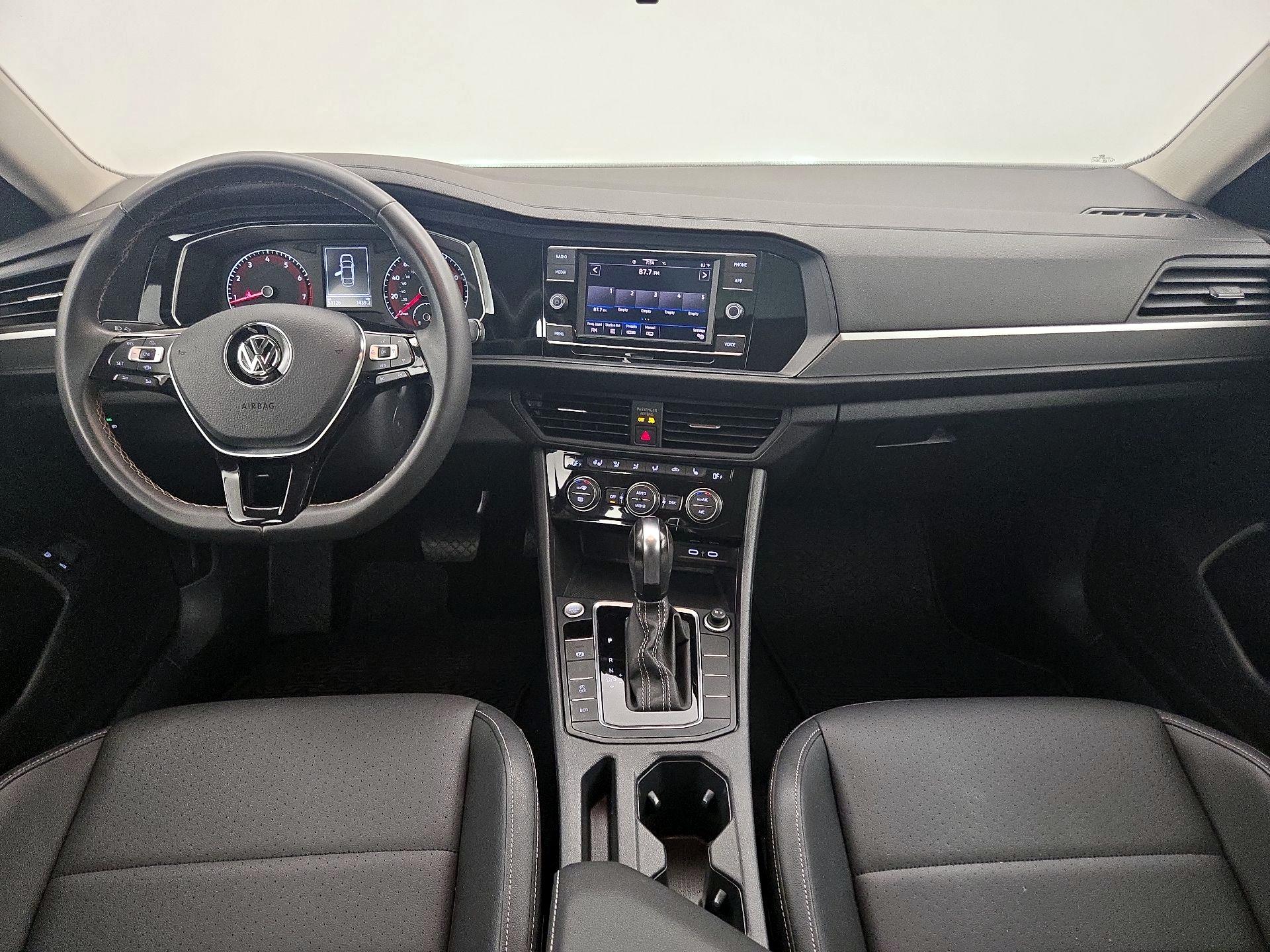 Thumbnail: 2021 Volkswagen Jetta - 9