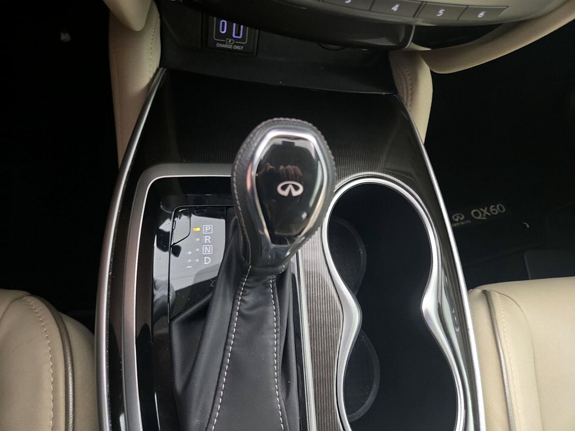 Thumbnail: 2020 INFINITI QX60 - 16
