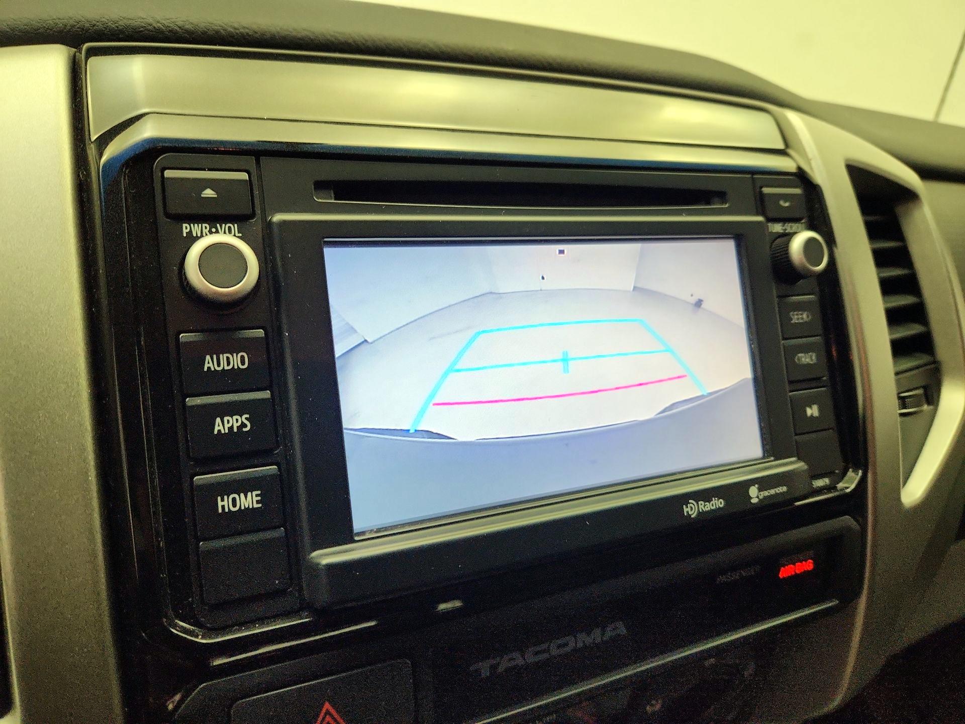 Thumbnail: 2015 Toyota Tacoma - 14