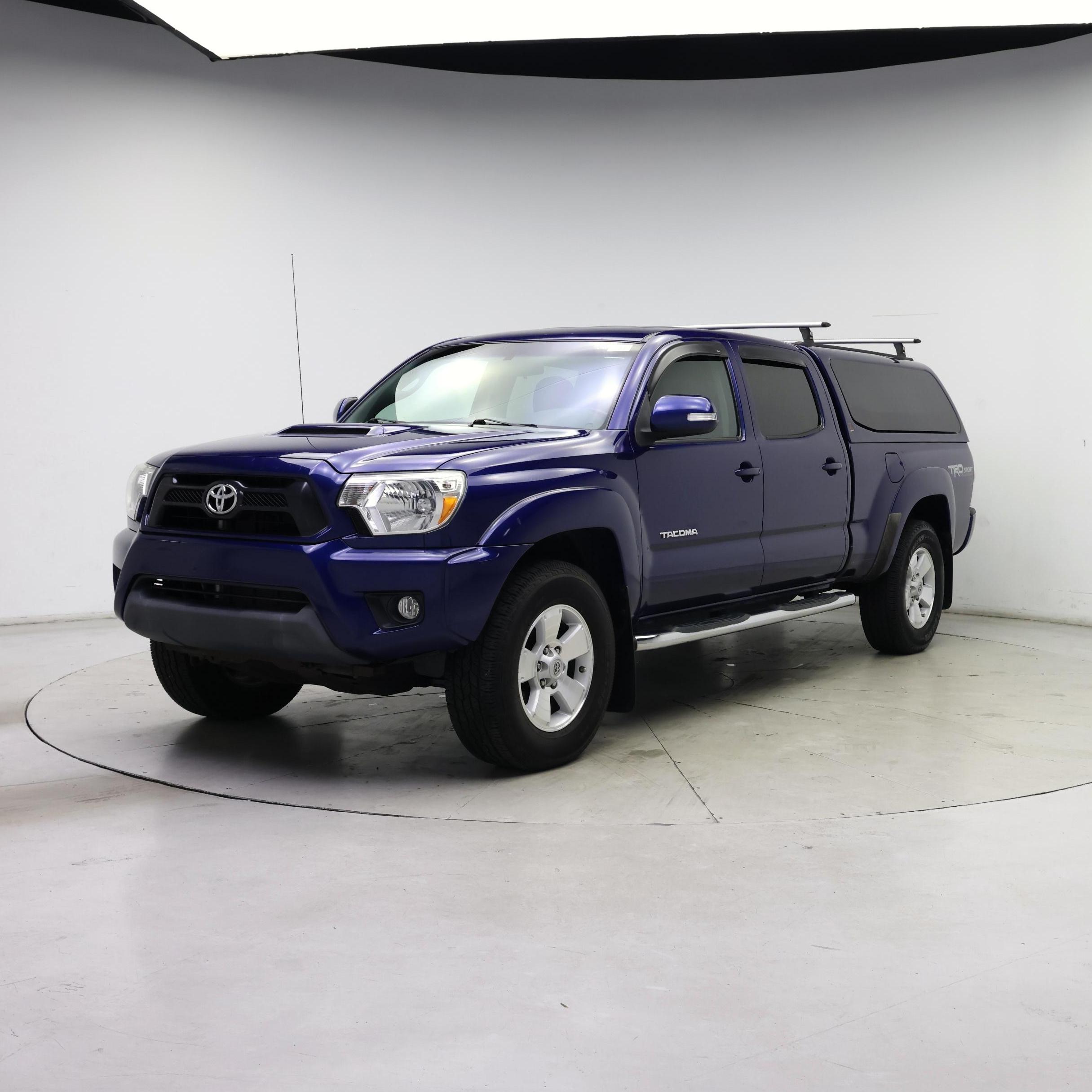Thumbnail: 2015 Toyota Tacoma - 4