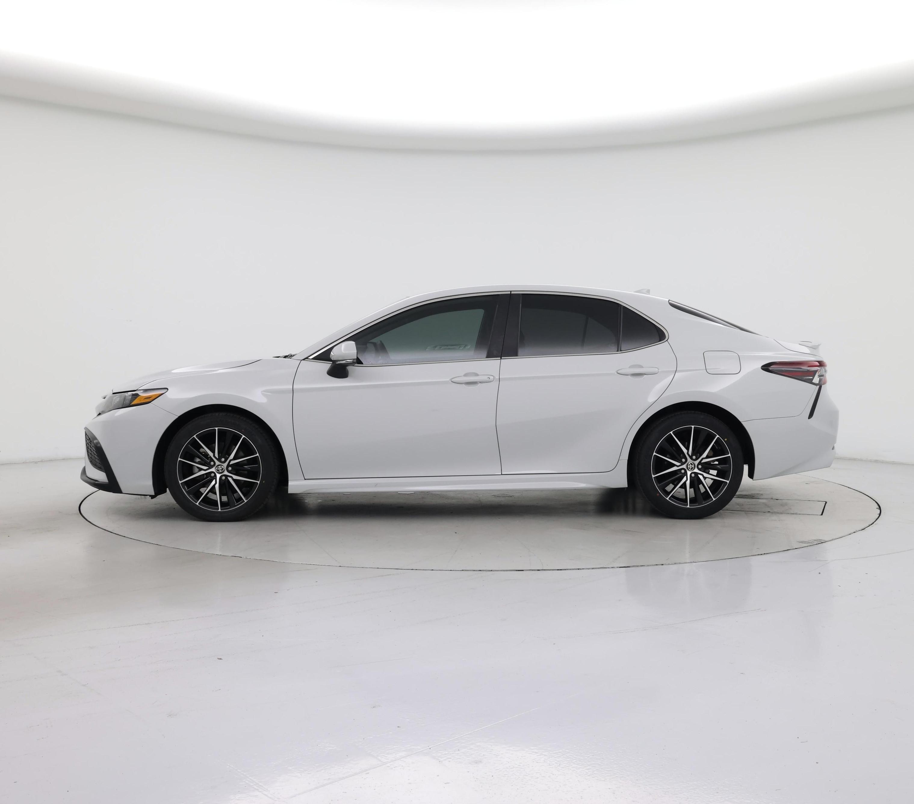Thumbnail: 2023 Toyota Camry - 3