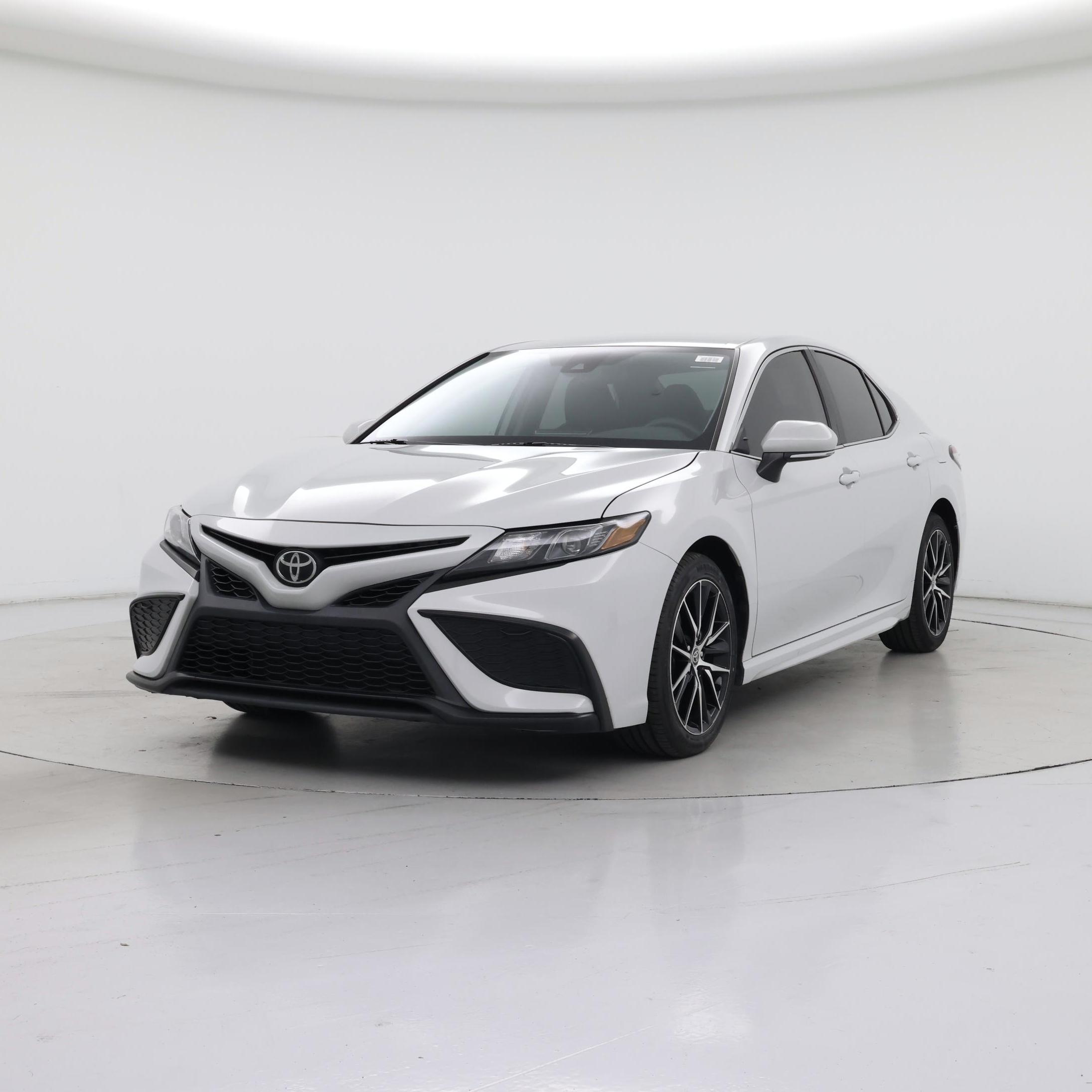 Thumbnail: 2023 Toyota Camry - 4