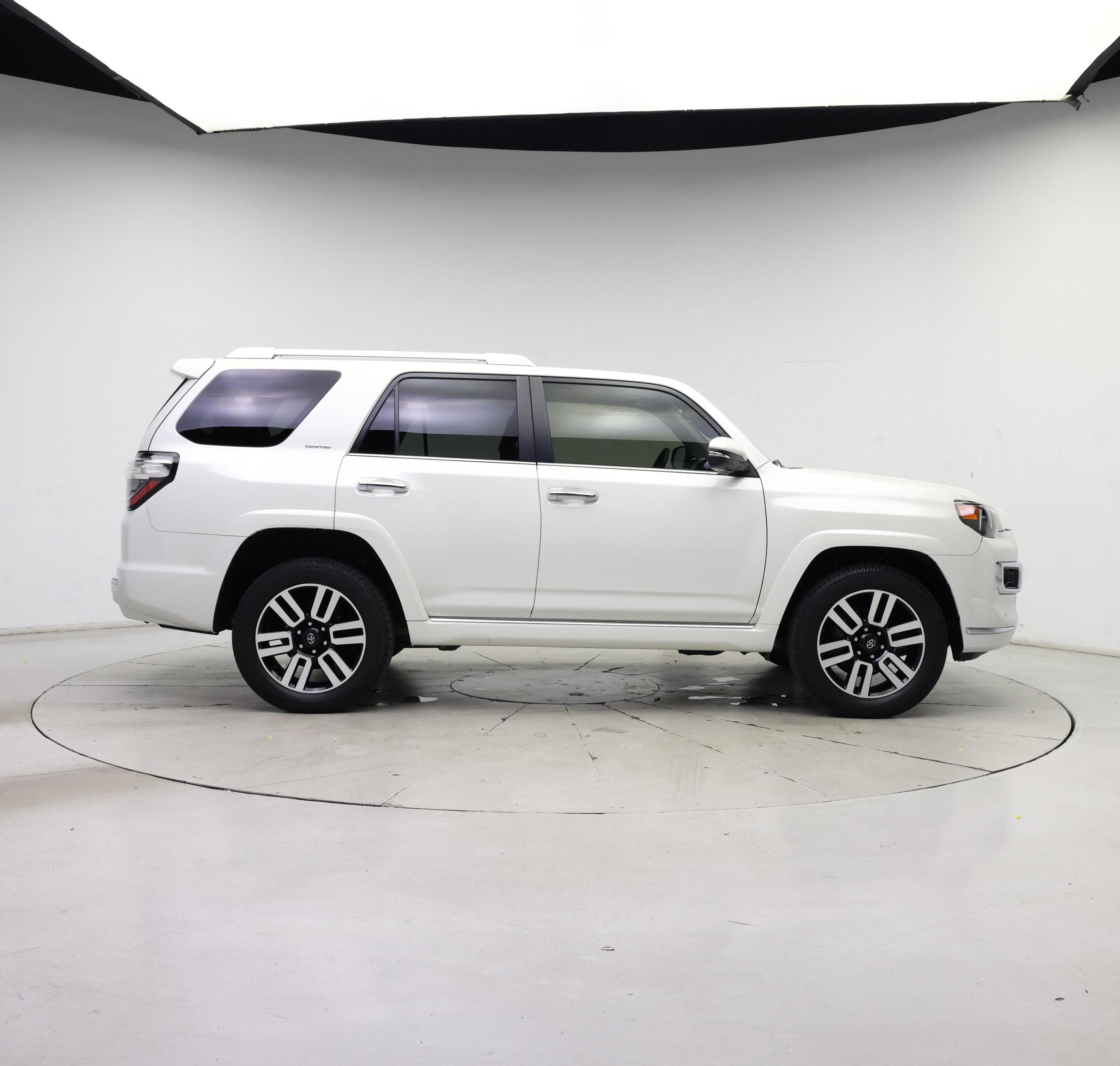 Thumbnail: 2022 Toyota 4Runner - 7