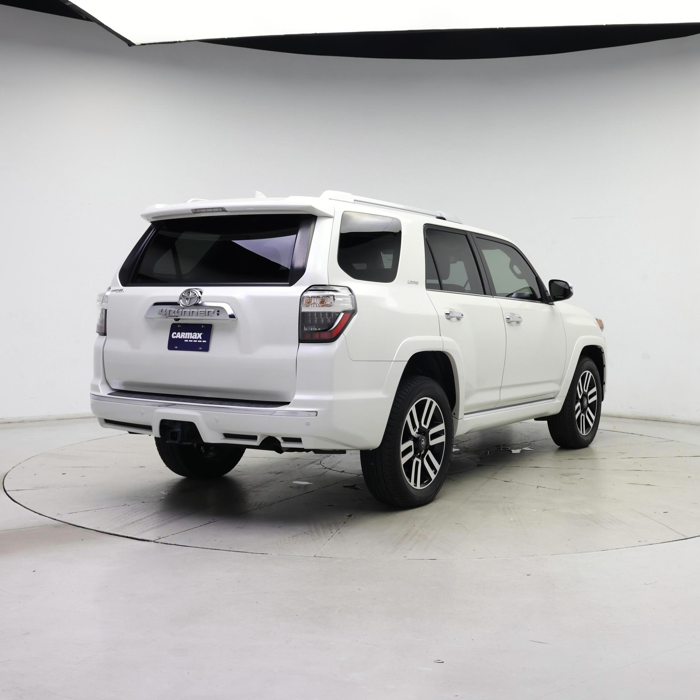 Thumbnail: 2022 Toyota 4Runner - 8