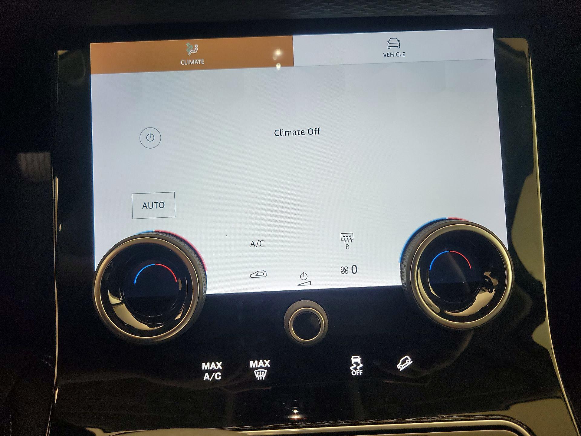 Thumbnail: 2021 Land Rover Range Rover Velar - 17