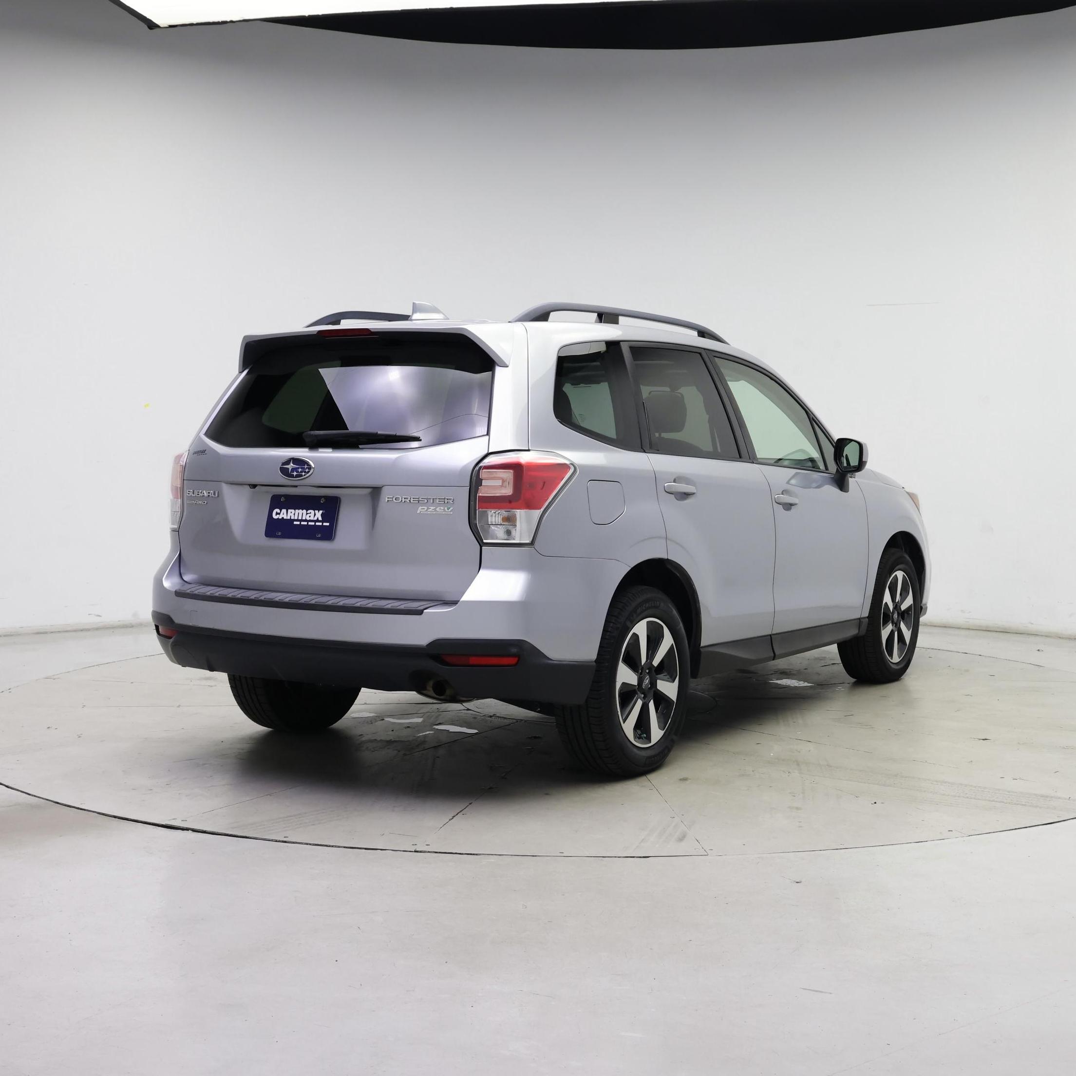 Thumbnail: 2017 Subaru Forester - 8