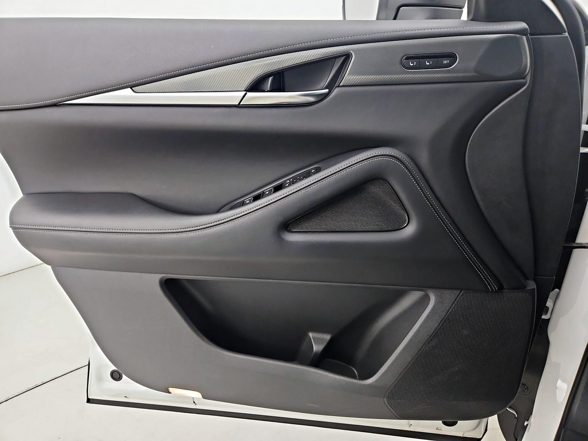 Thumbnail: 2024 INFINITI QX60 - 12
