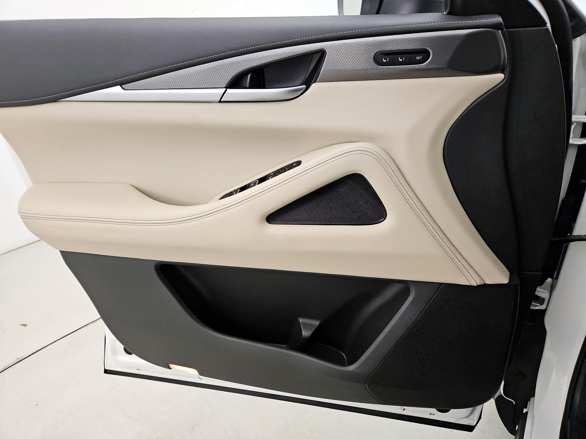 Thumbnail: 2024 INFINITI QX60 - 12