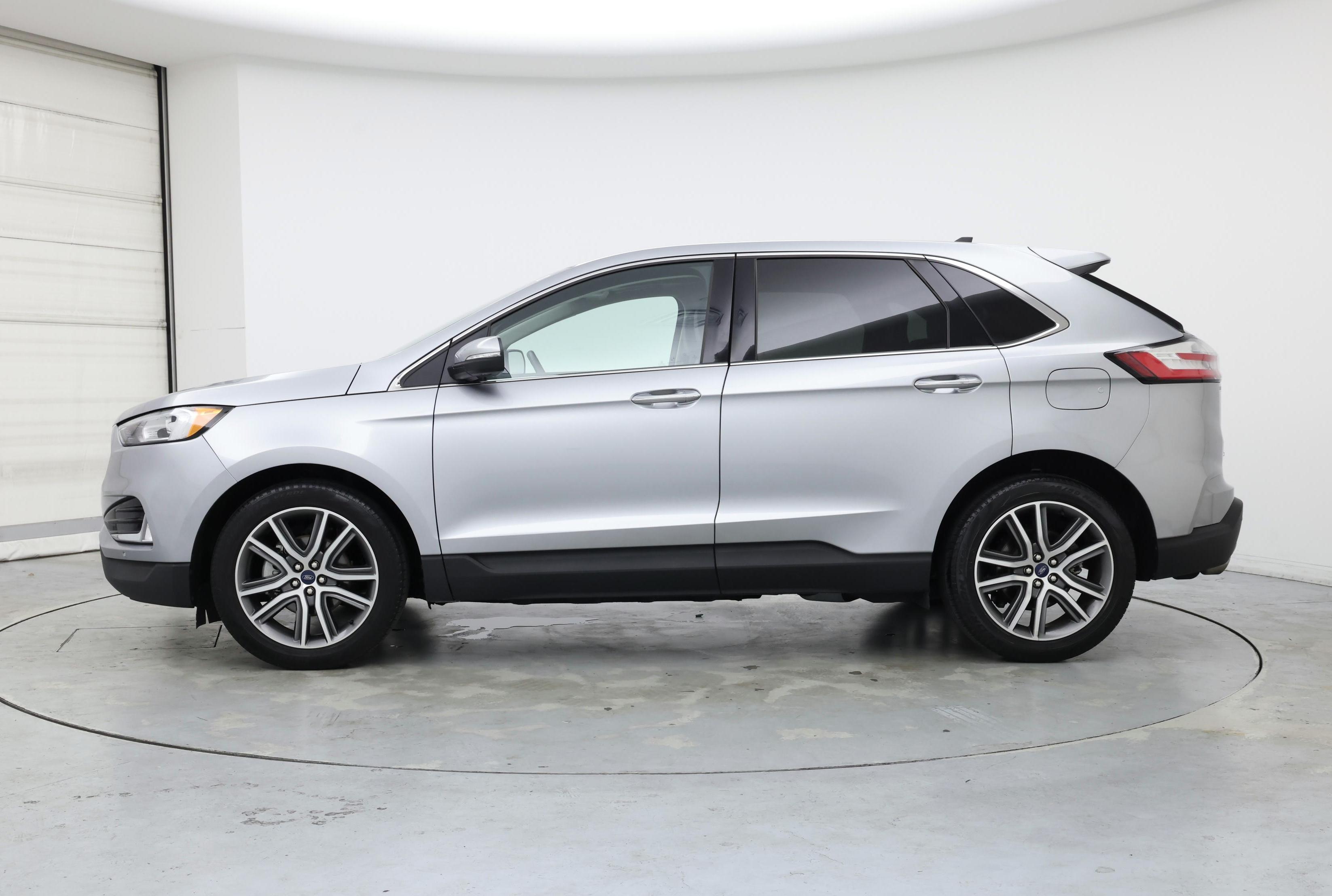 Thumbnail: 2020 Ford Edge - 3