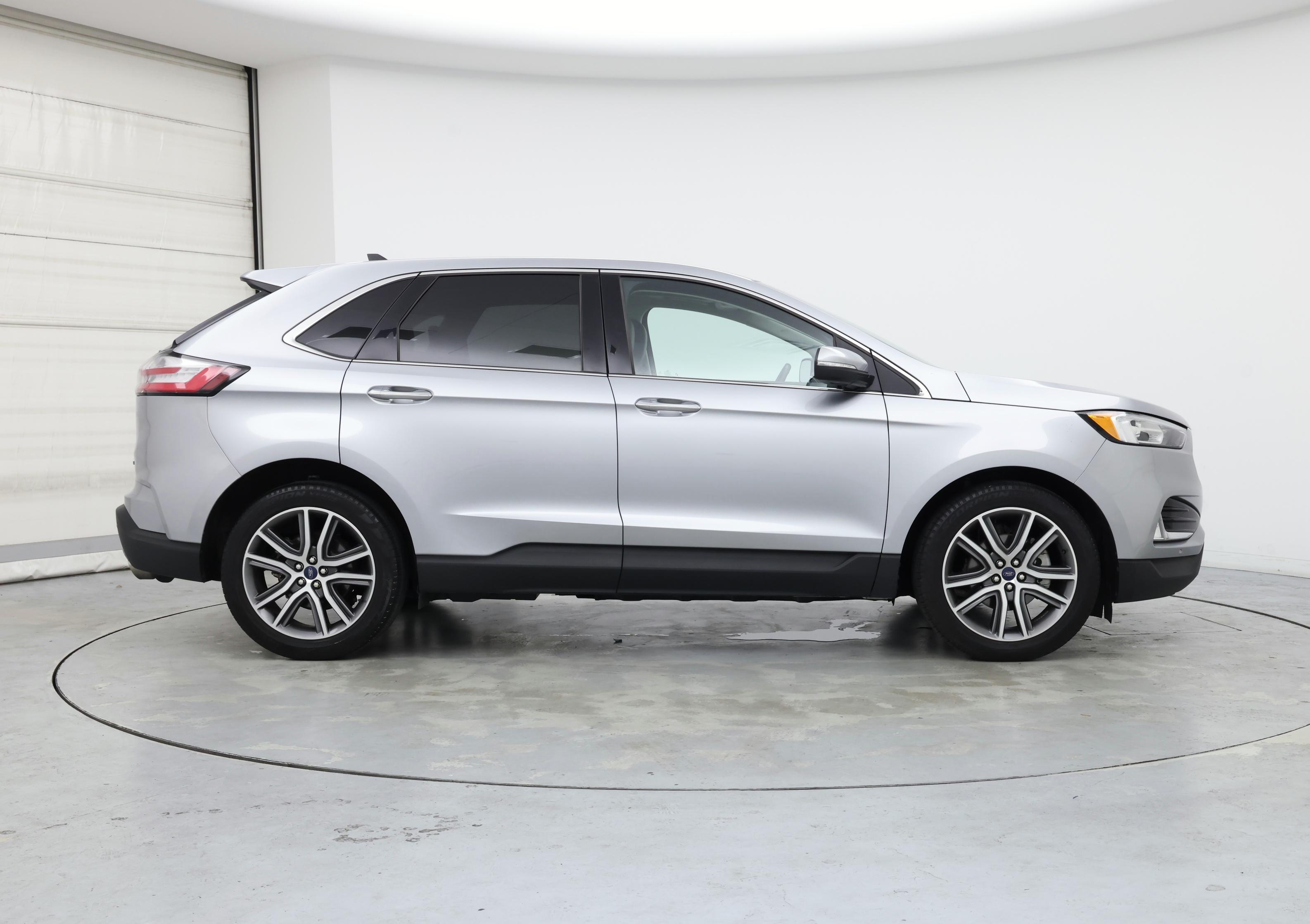 Thumbnail: 2020 Ford Edge - 7