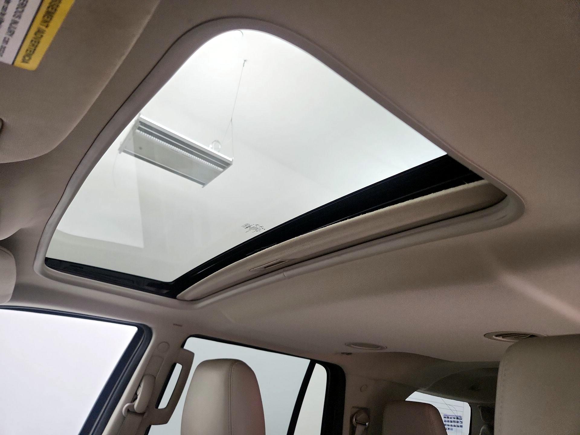 Thumbnail: 2017 Lincoln Navigator - 20