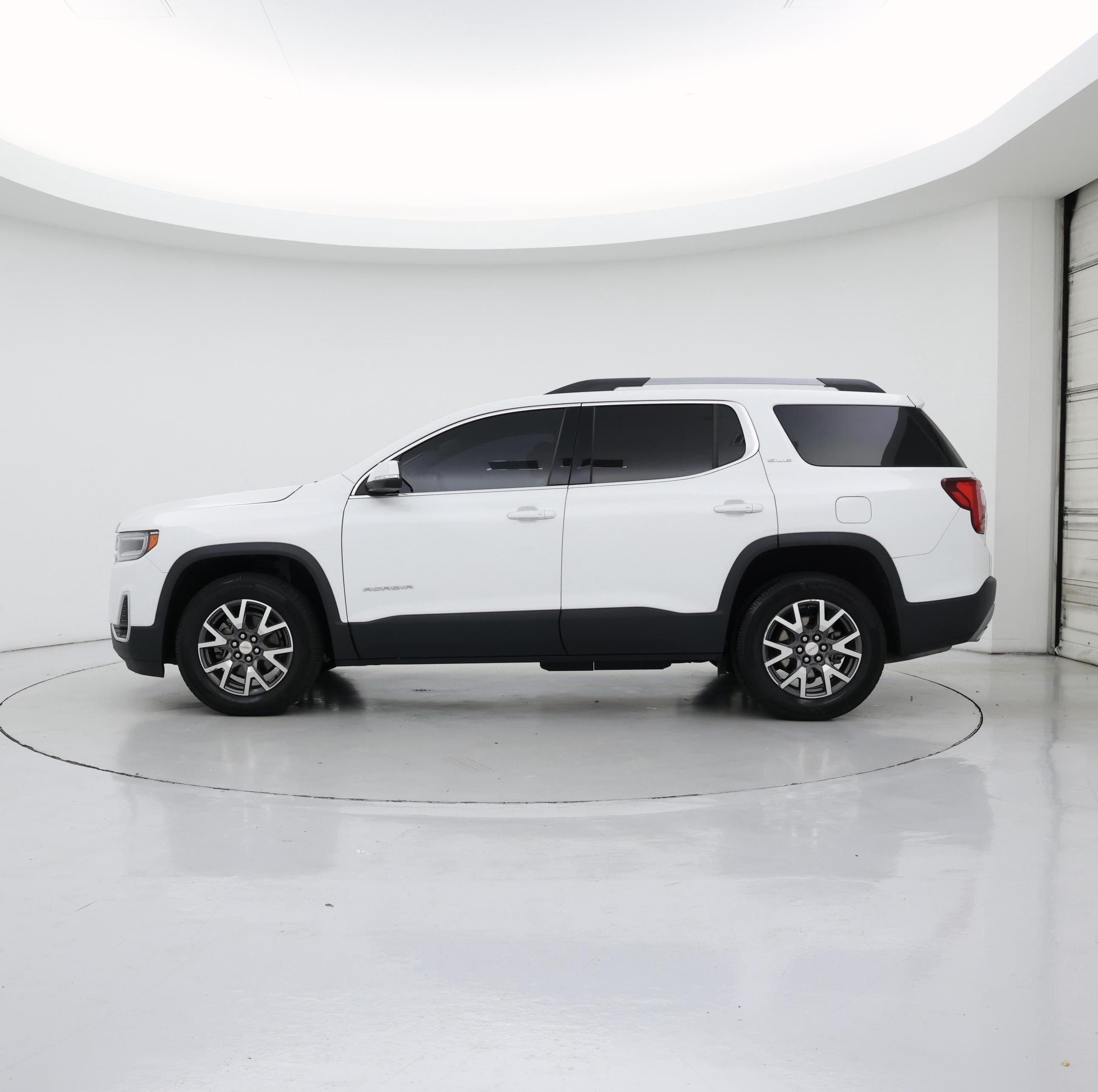 Thumbnail: 2020 GMC Acadia - 3