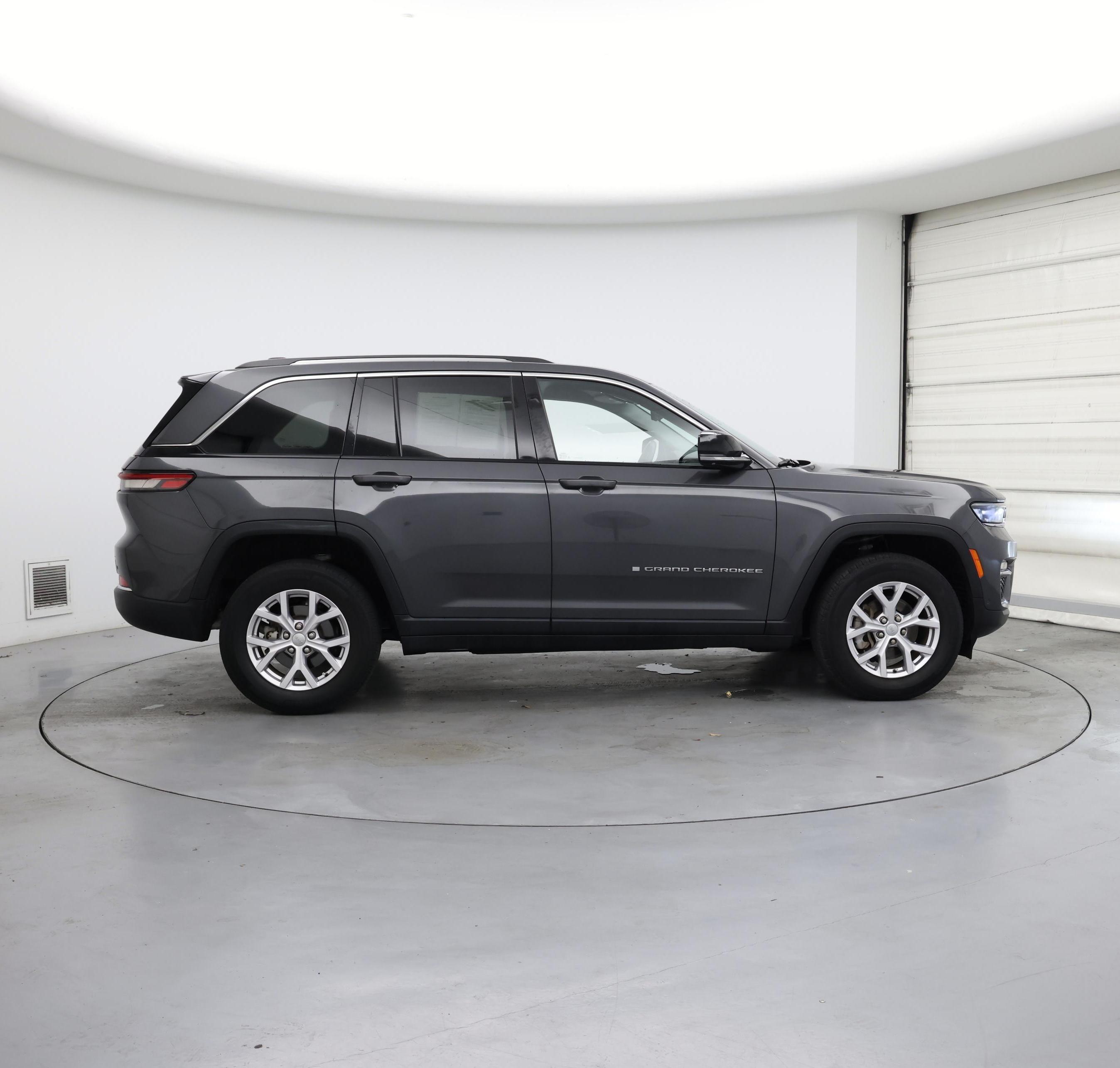 Thumbnail: 2022 Jeep Grand Cherokee - 7
