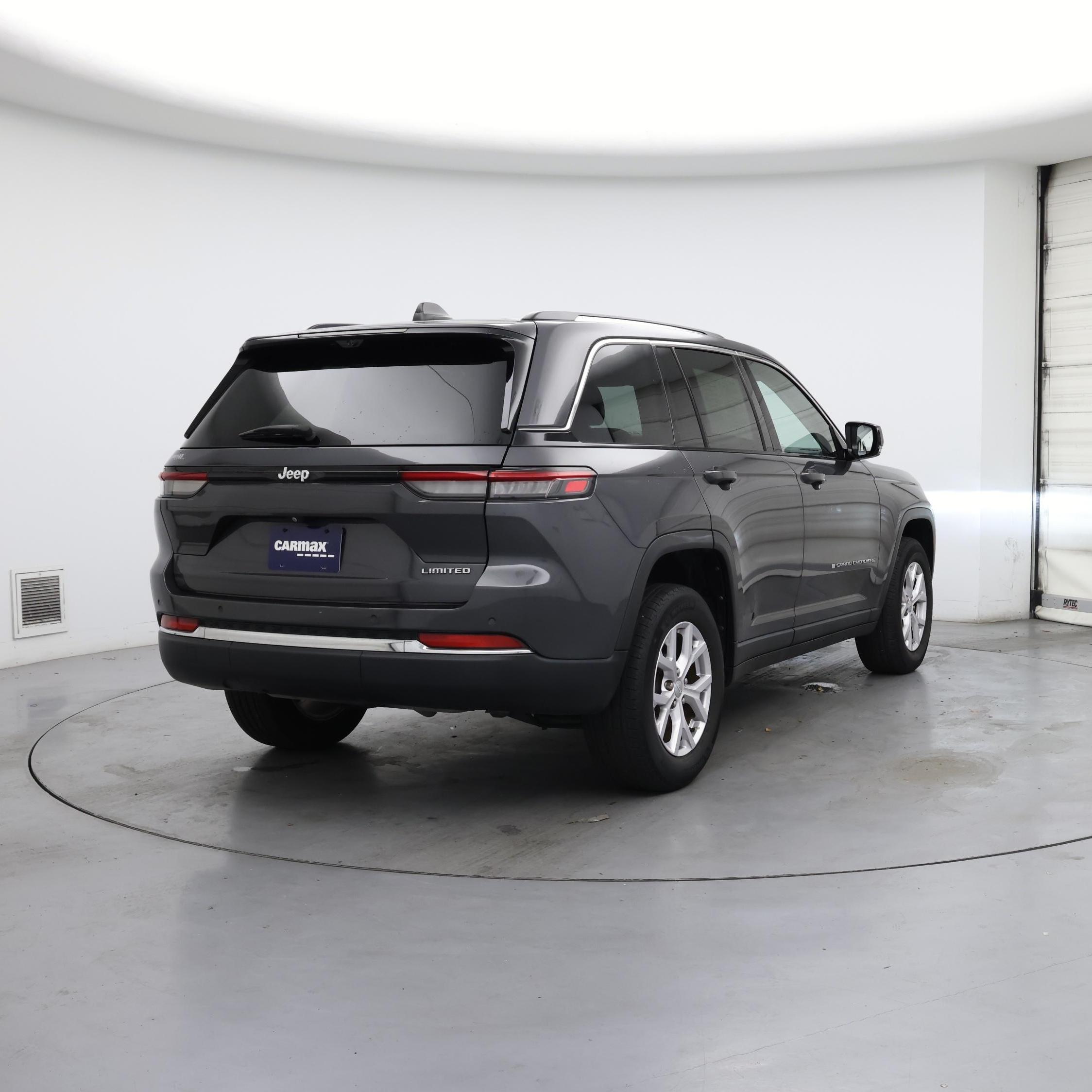 Thumbnail: 2022 Jeep Grand Cherokee - 8