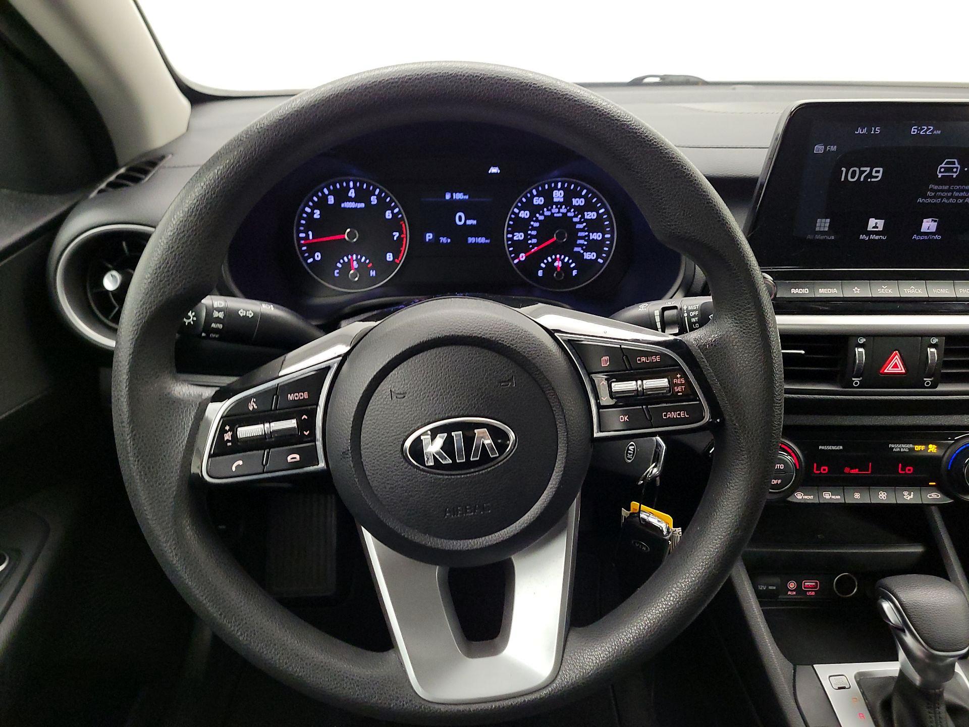 Thumbnail: 2019 Kia Forte - 10