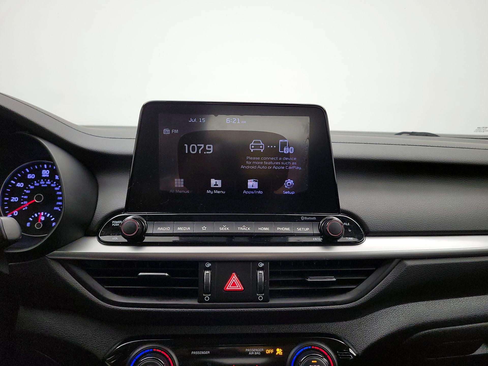 Thumbnail: 2019 Kia Forte - 15