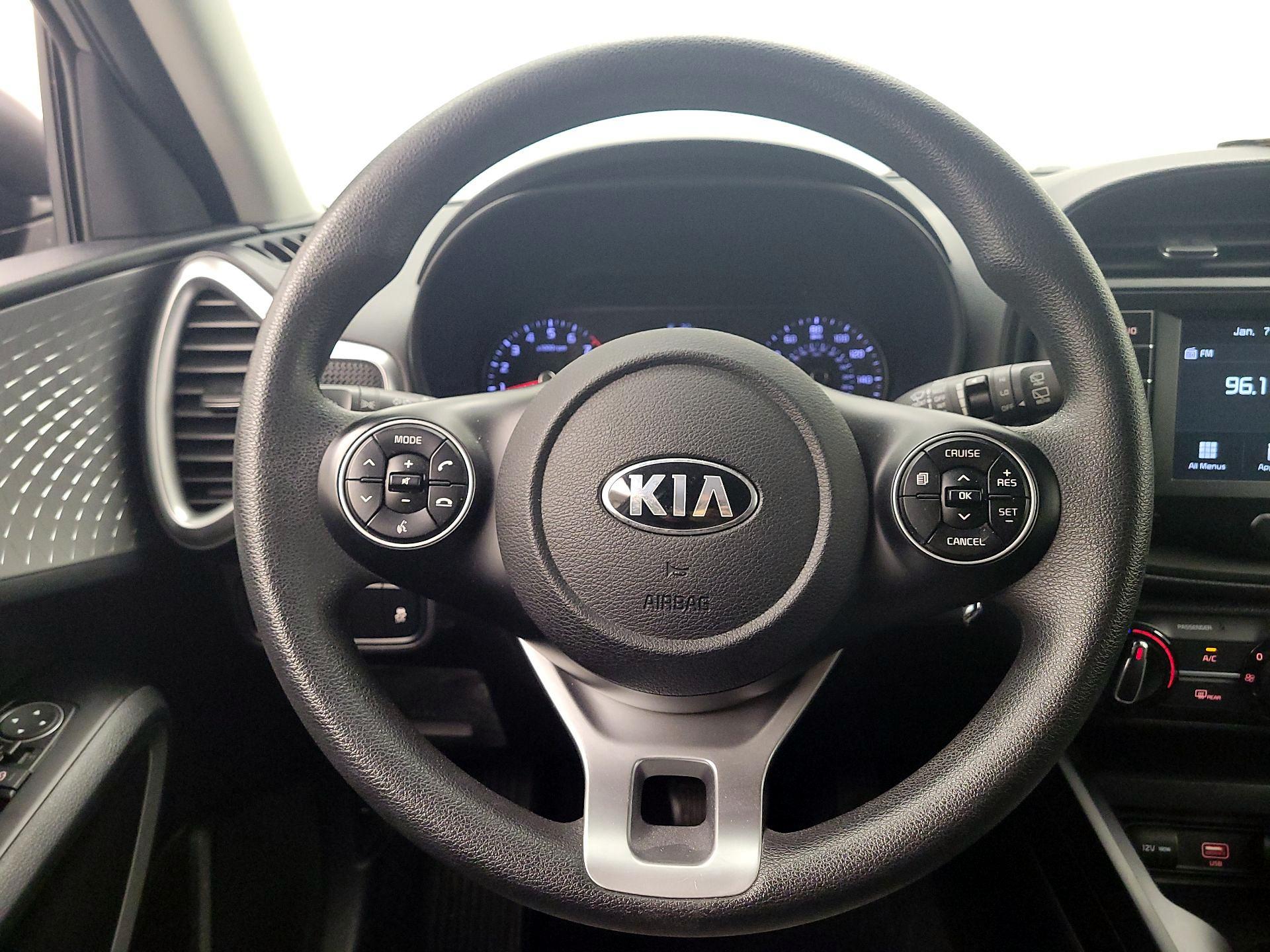 Thumbnail: 2020 Kia Soul - 10