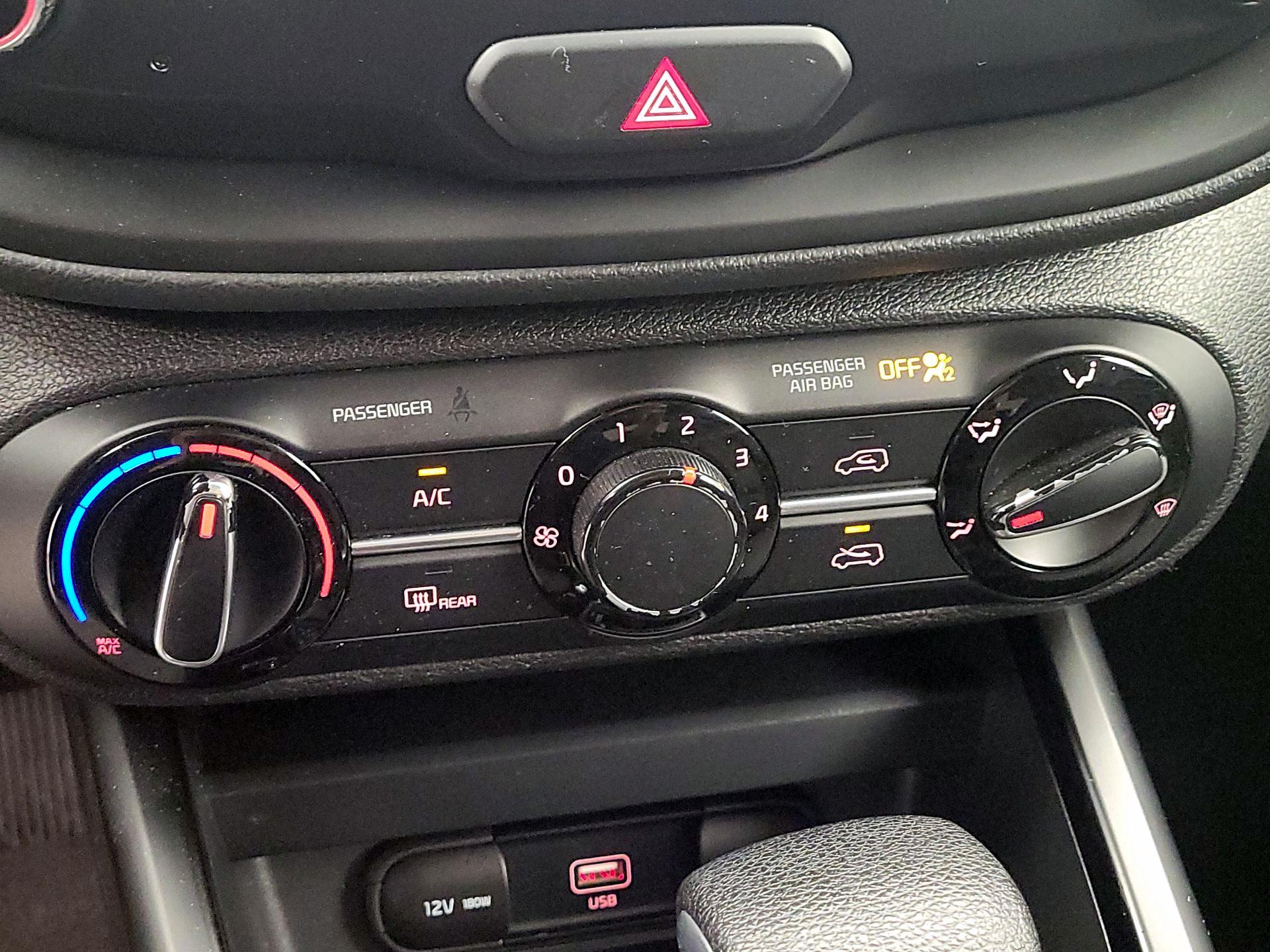 Thumbnail: 2020 Kia Soul - 16