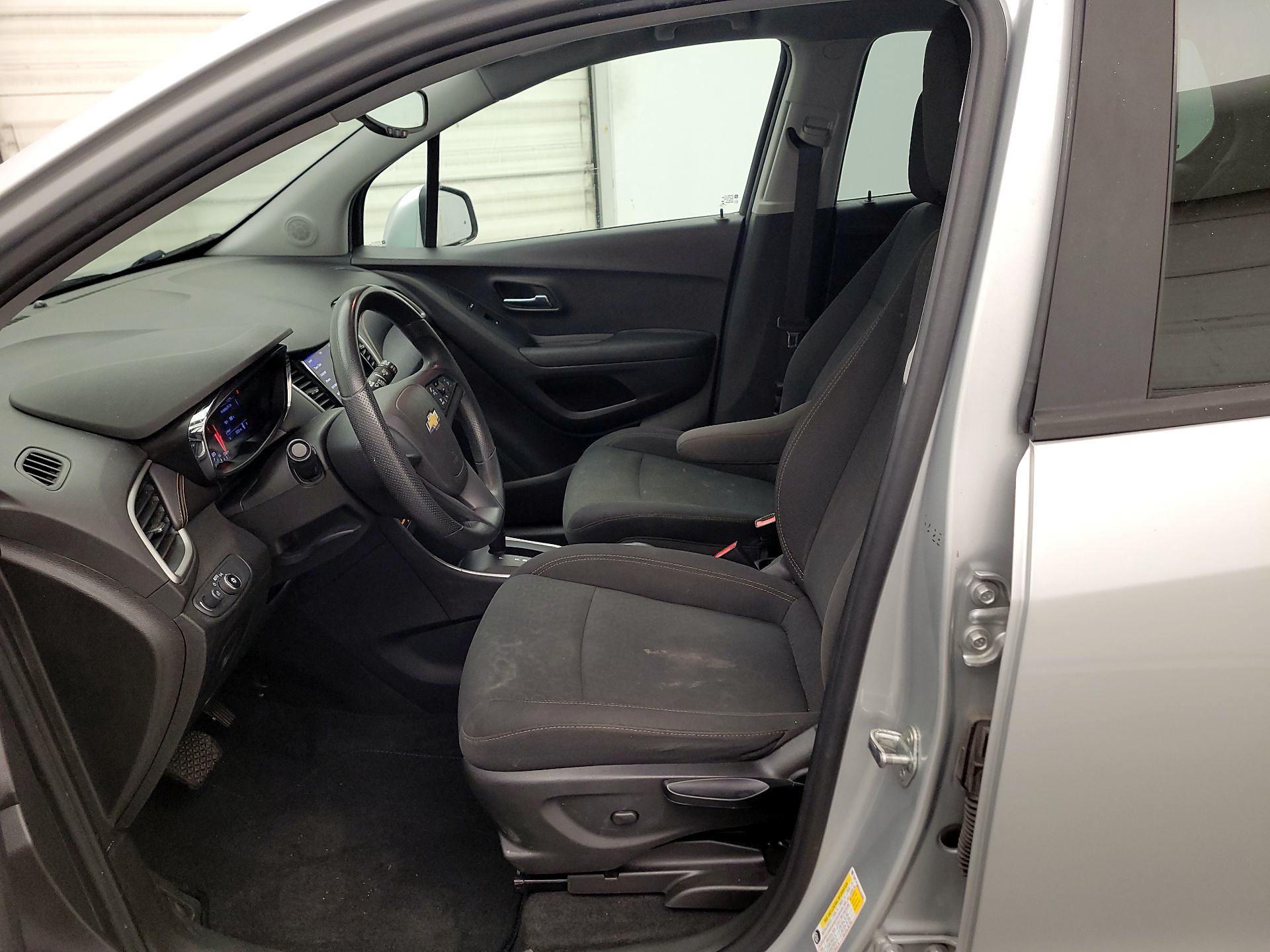 Thumbnail: 2020 Chevrolet Trax - 11