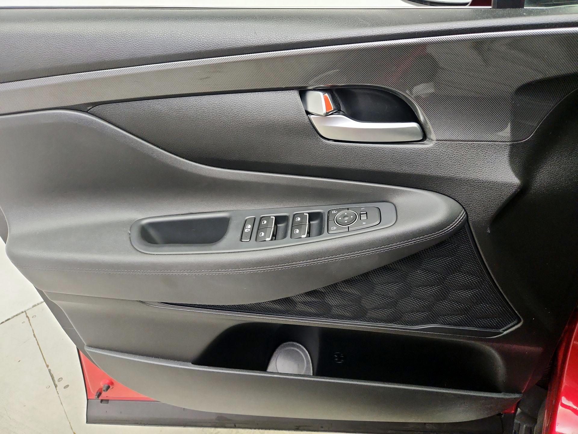 Thumbnail: 2022 Hyundai Santa Fe - 12