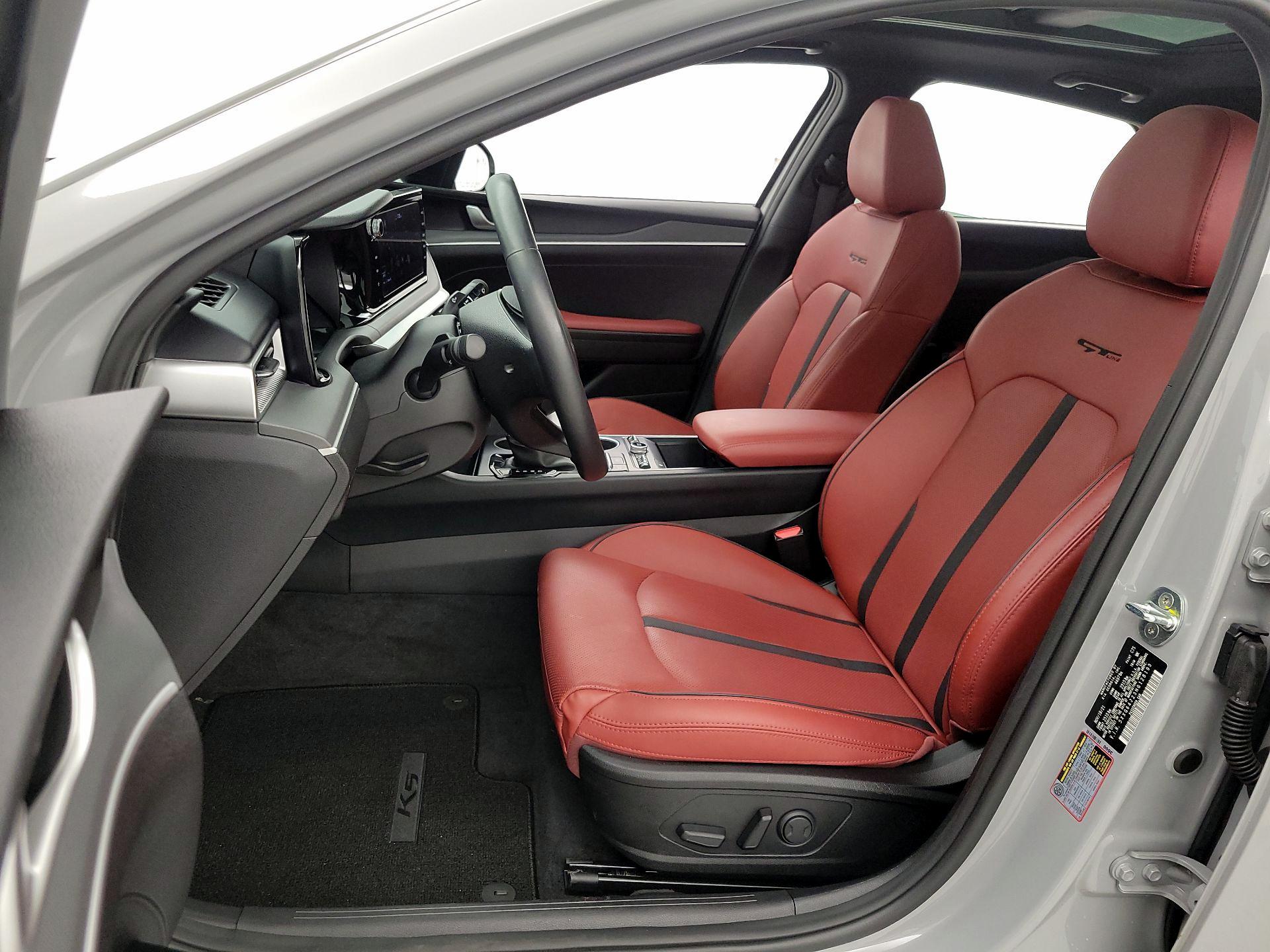 Thumbnail: 2022 Kia K5 - 11