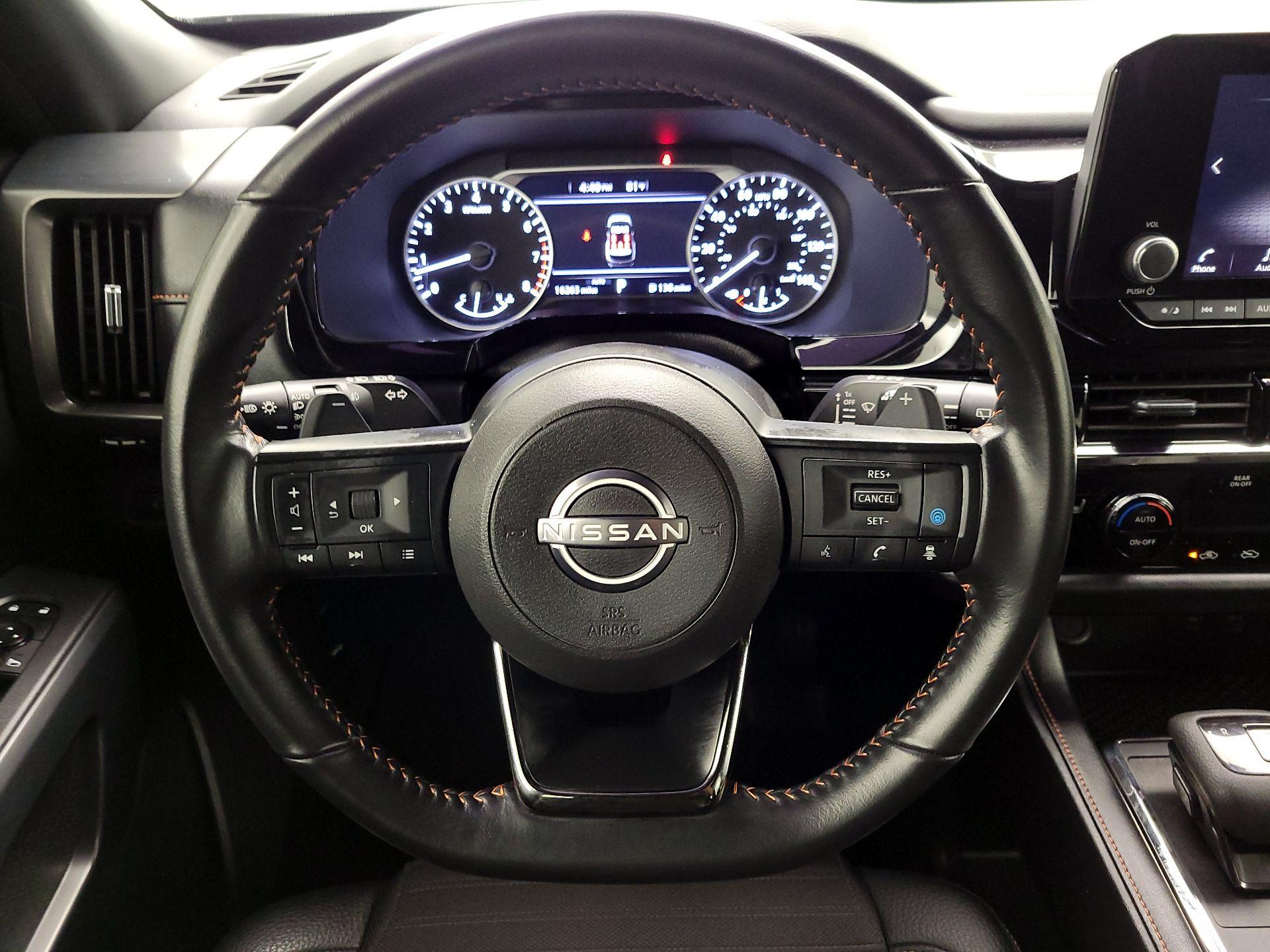 Thumbnail: 2024 Nissan Pathfinder - 10
