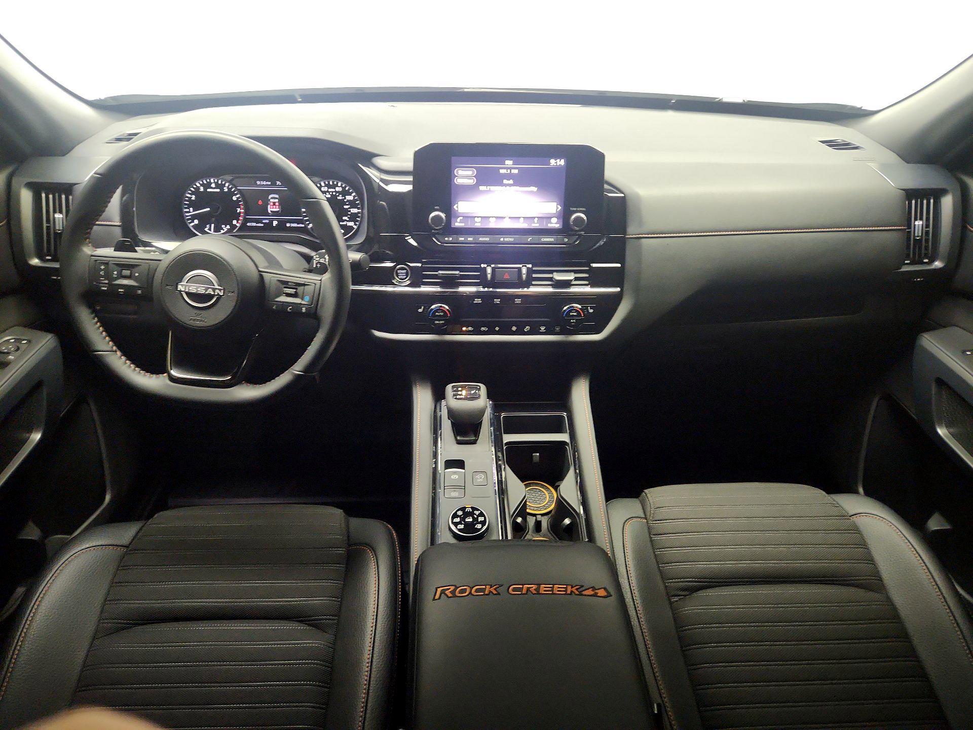 Thumbnail: 2024 Nissan Pathfinder - 9