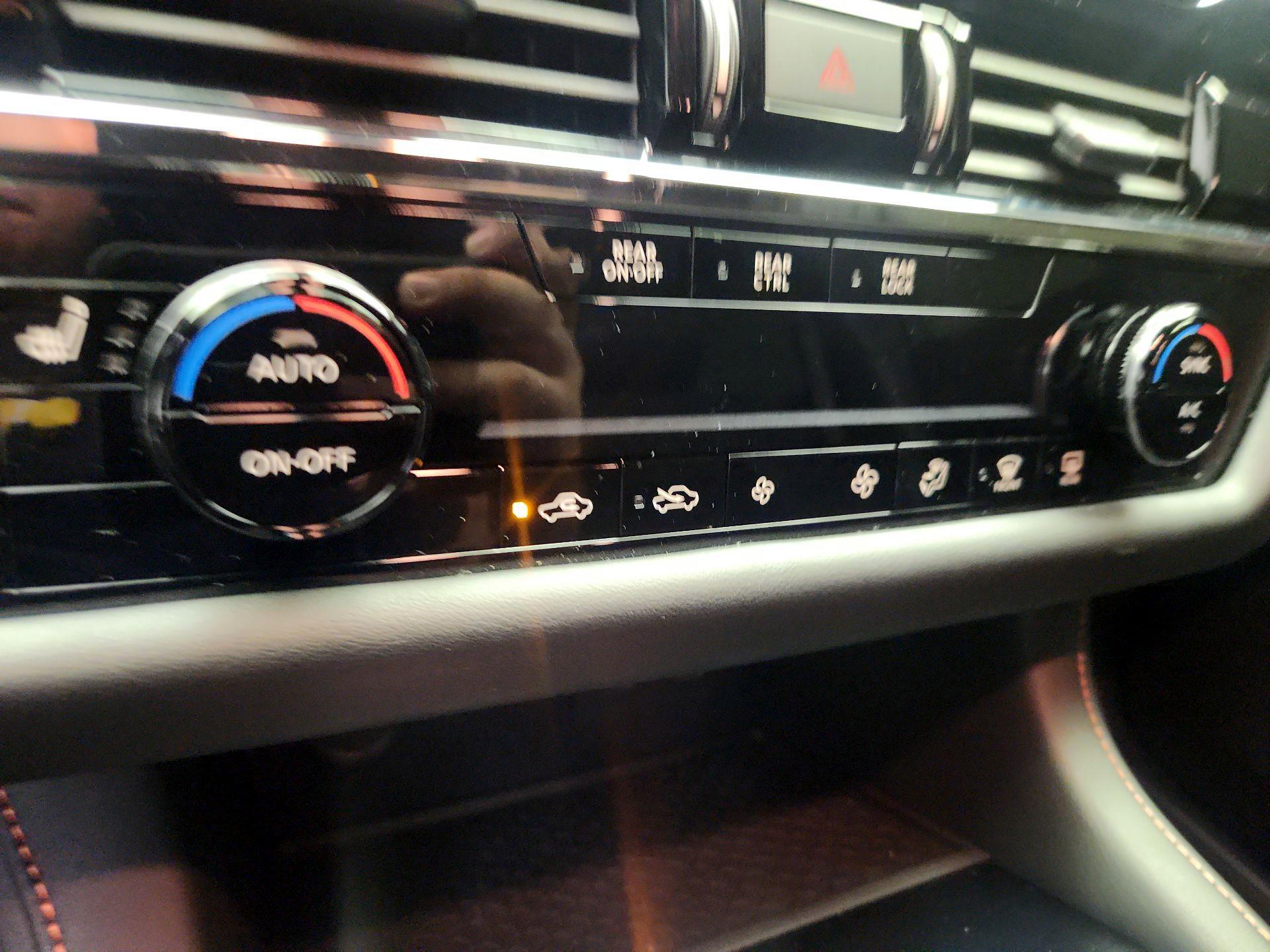 Thumbnail: 2024 Nissan Pathfinder - 16