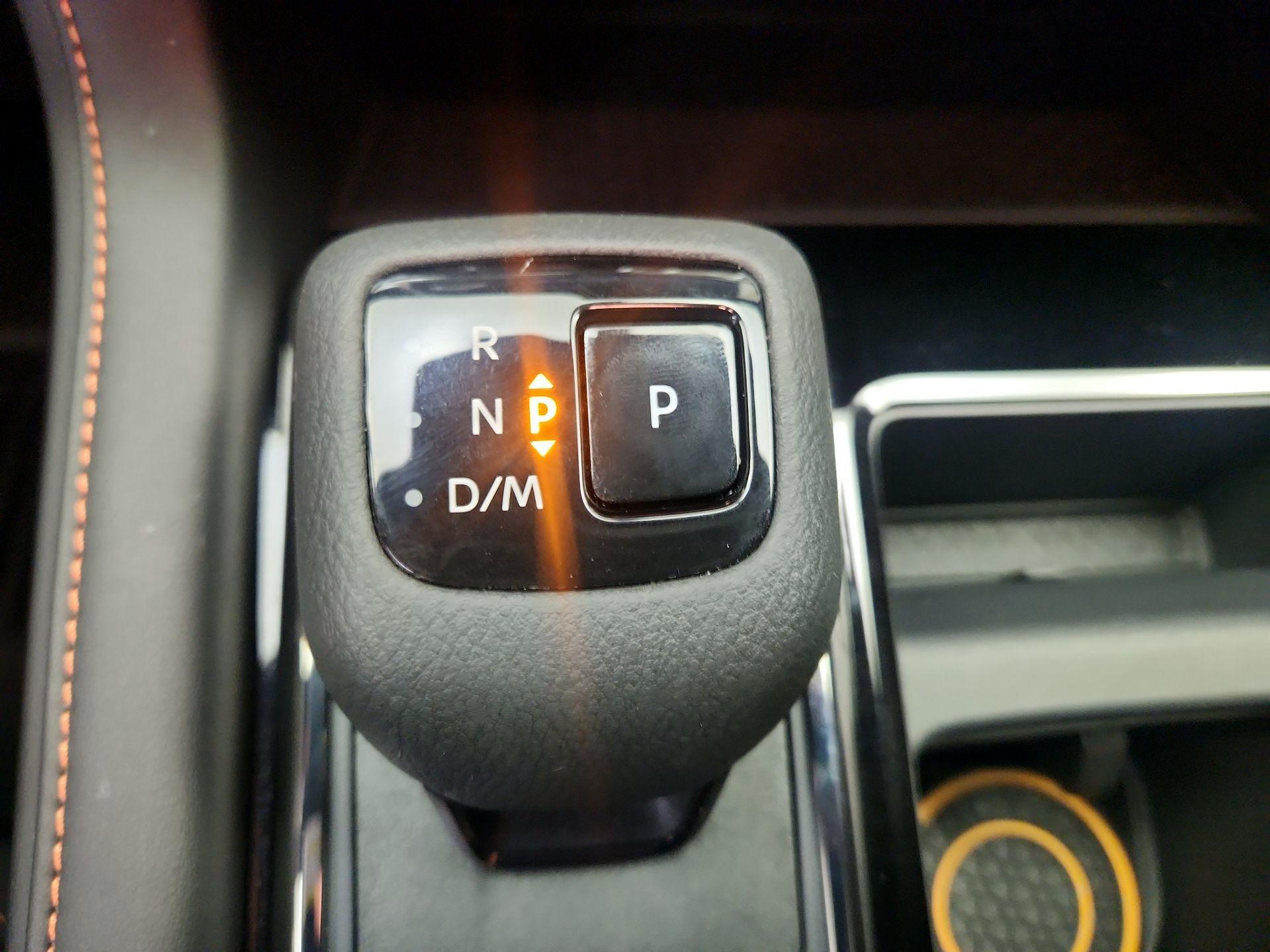 Thumbnail: 2024 Nissan Pathfinder - 17