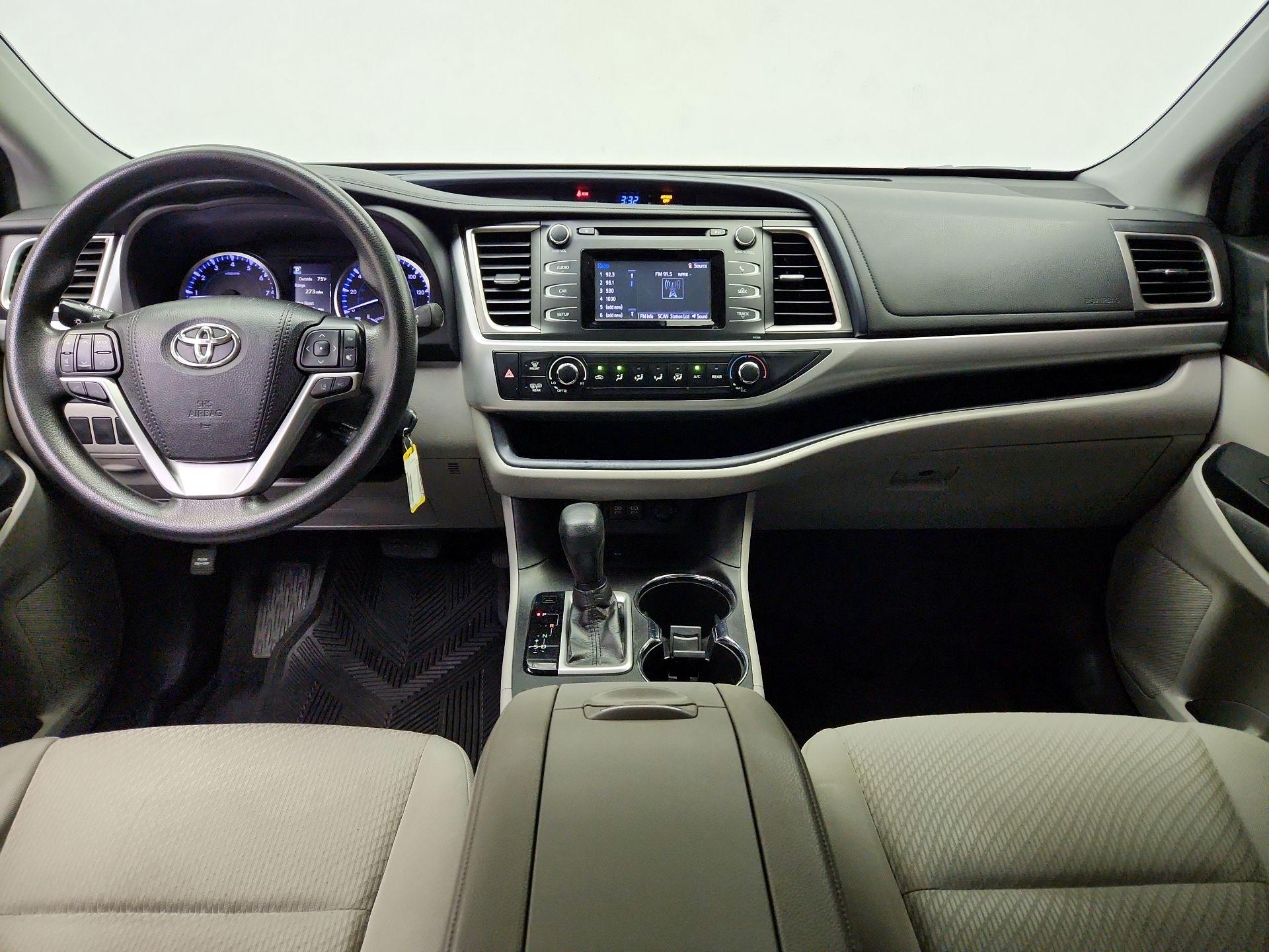 Thumbnail: 2018 Toyota Highlander - 9