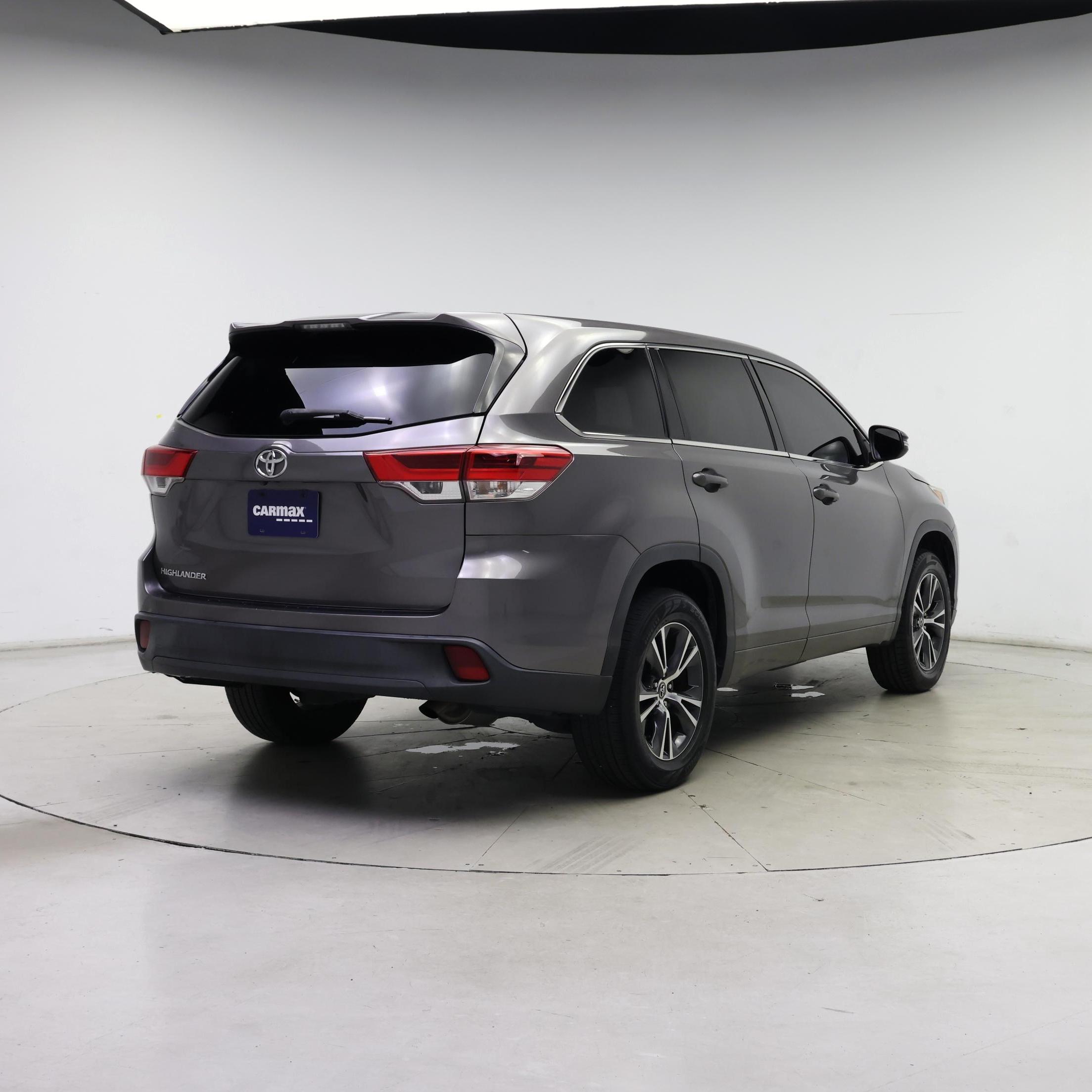 Thumbnail: 2018 Toyota Highlander - 8