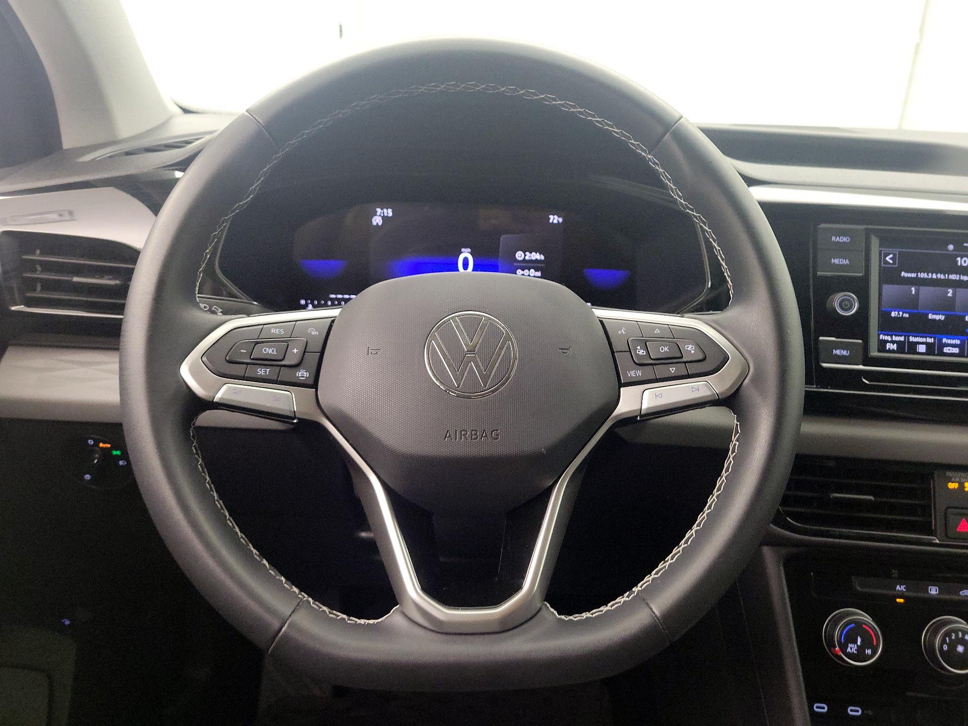 Thumbnail: 2023 Volkswagen Taos - 10