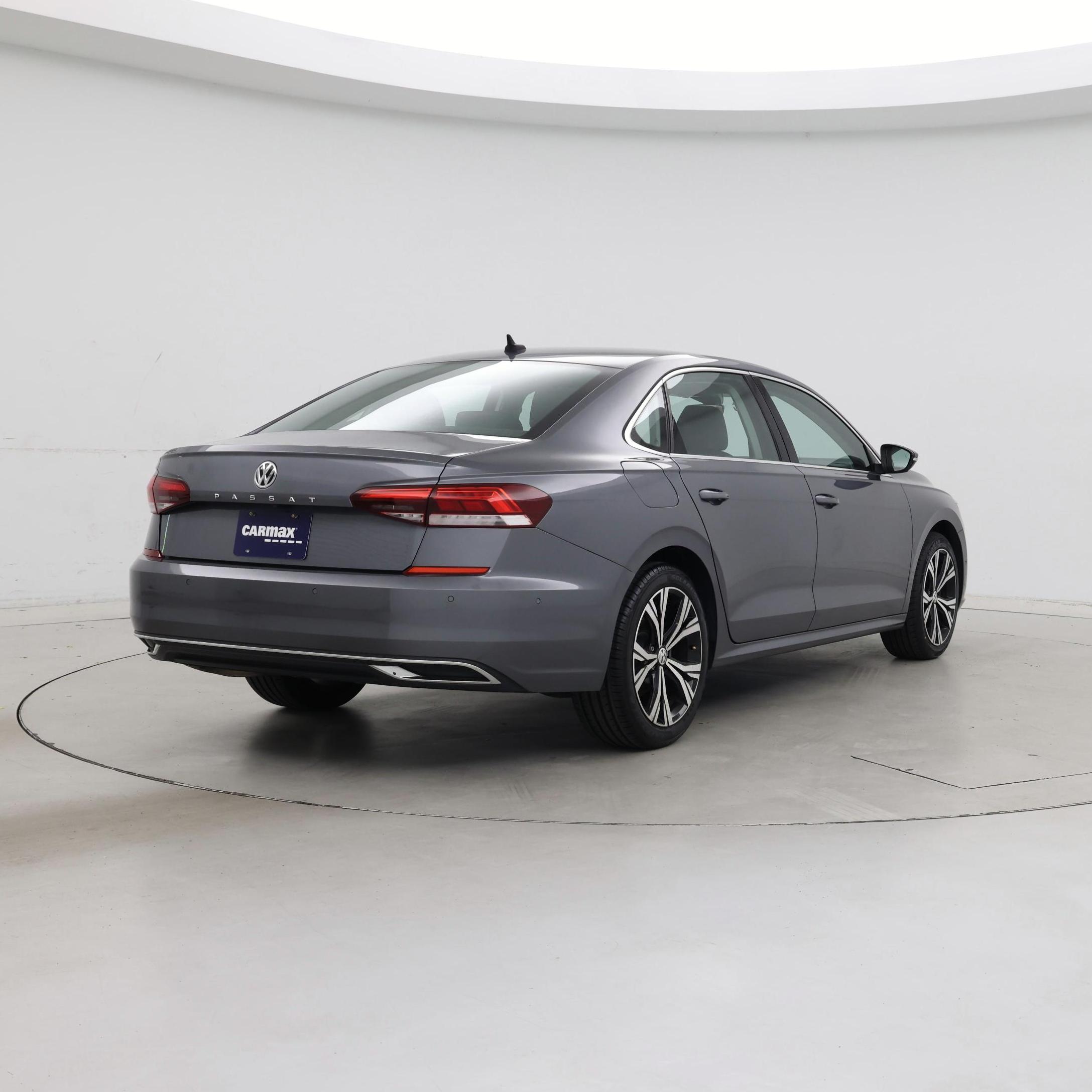 Thumbnail: 2020 Volkswagen Passat - 8