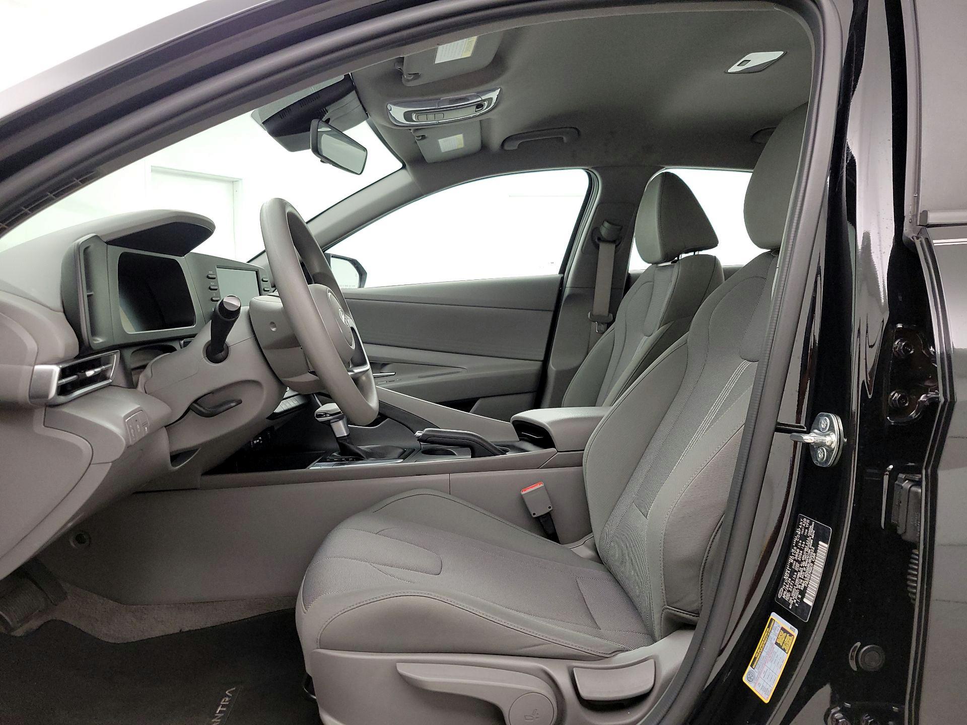 Thumbnail: 2024 Hyundai Elantra - 11