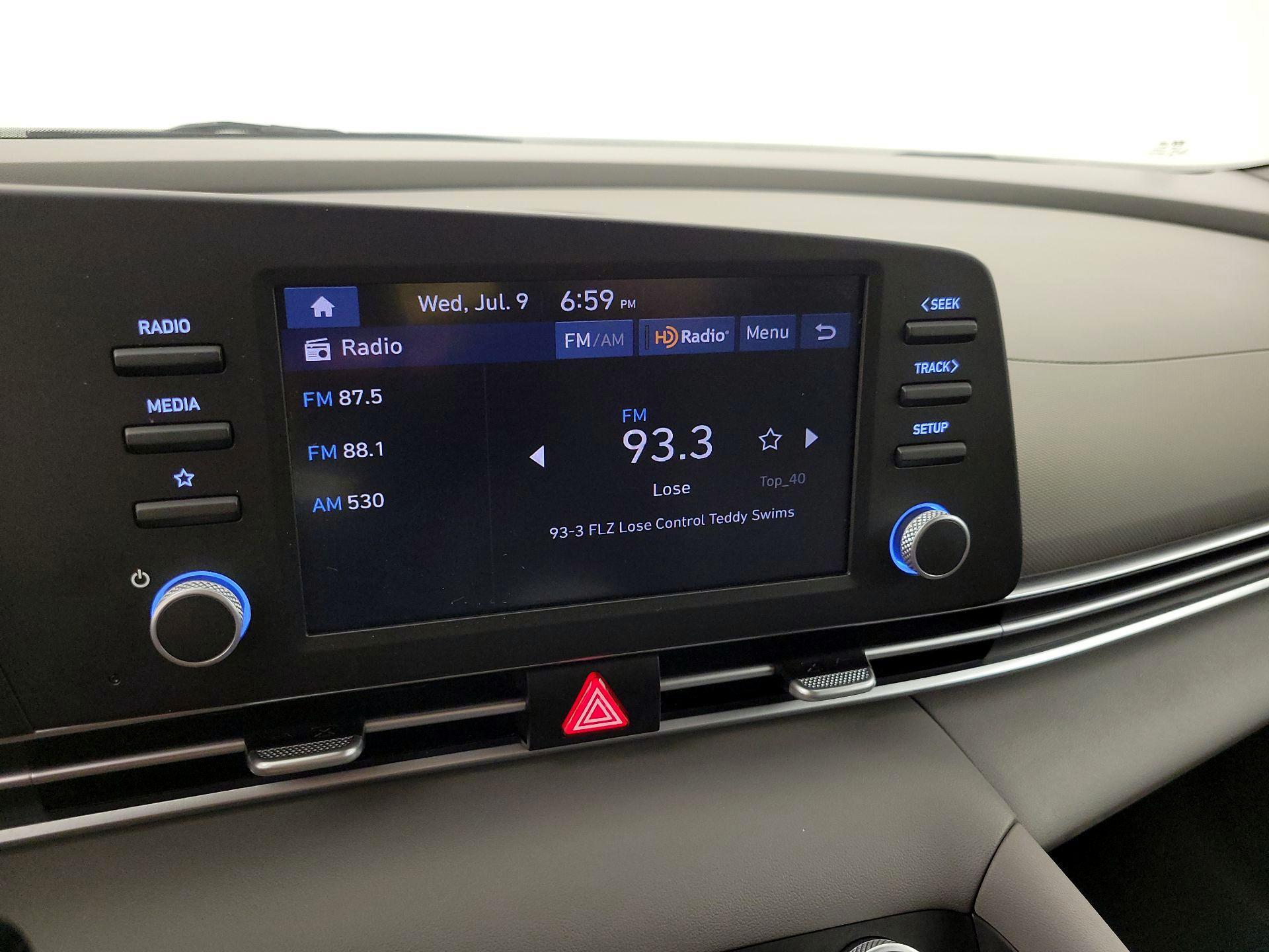 Thumbnail: 2024 Hyundai Elantra - 15